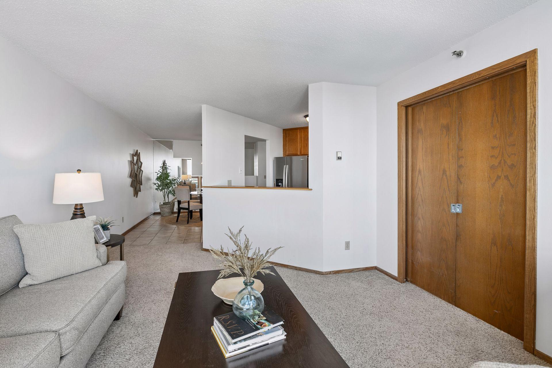 433 S 7th Street Unit: 2020