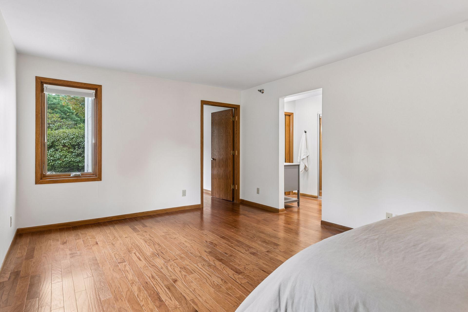 1666 Coffman Street Unit: 127