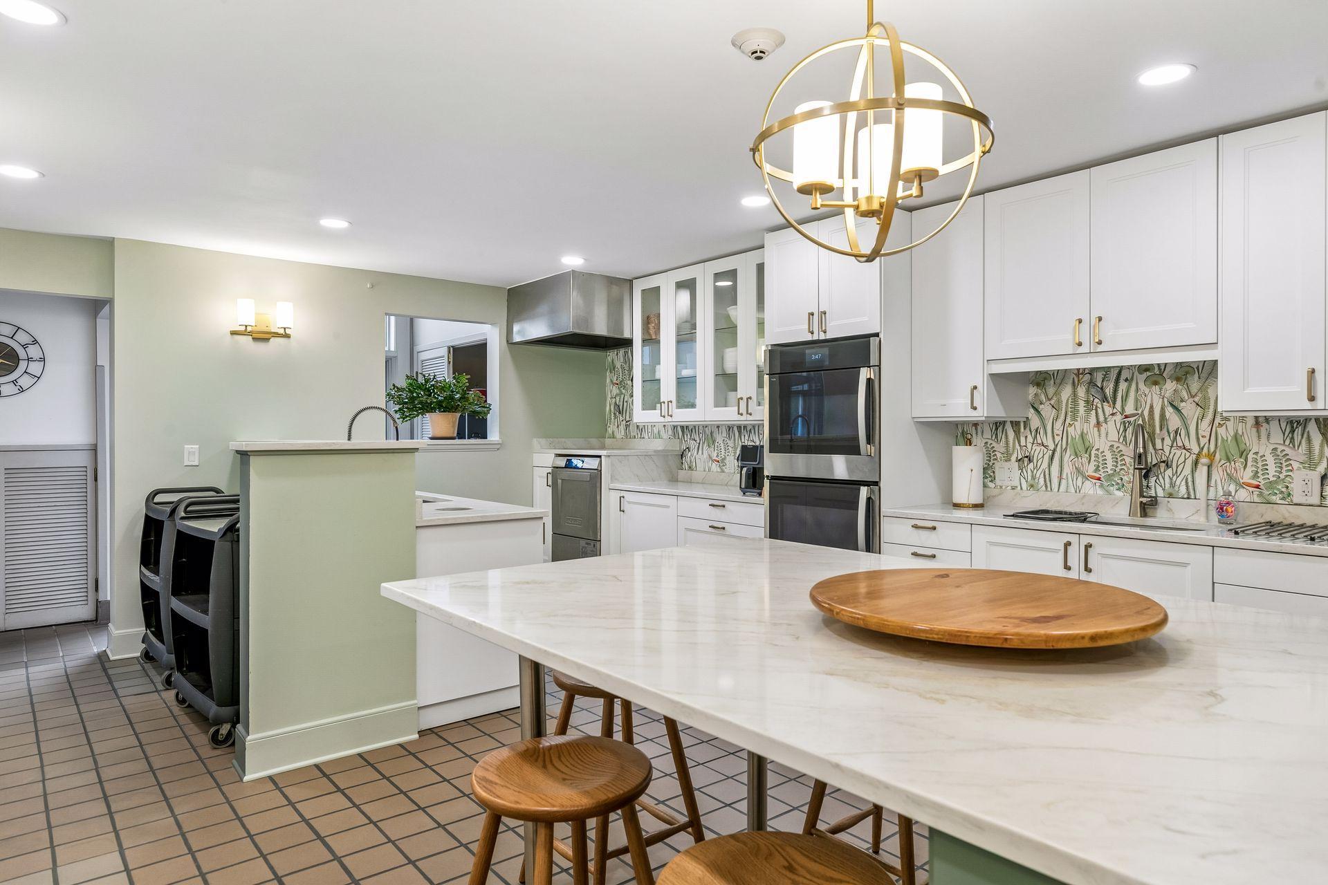 1666 Coffman Street Unit: 127