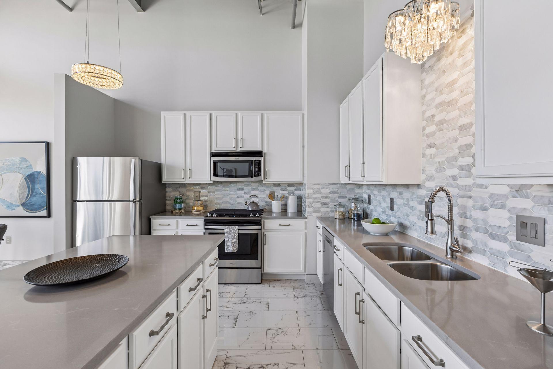 1701 Madison Street NE Unit: 404