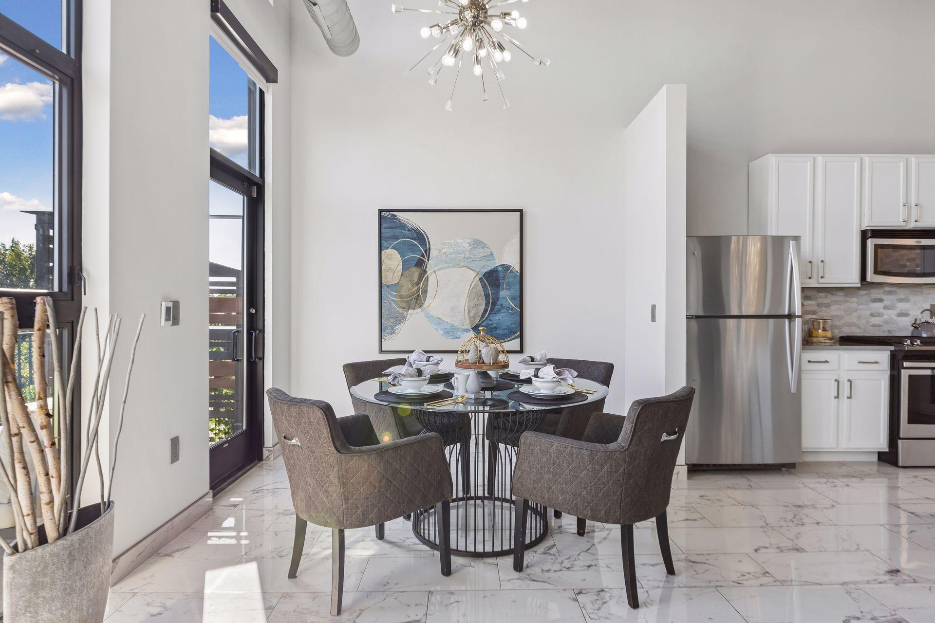 1701 Madison Street NE Unit: 404