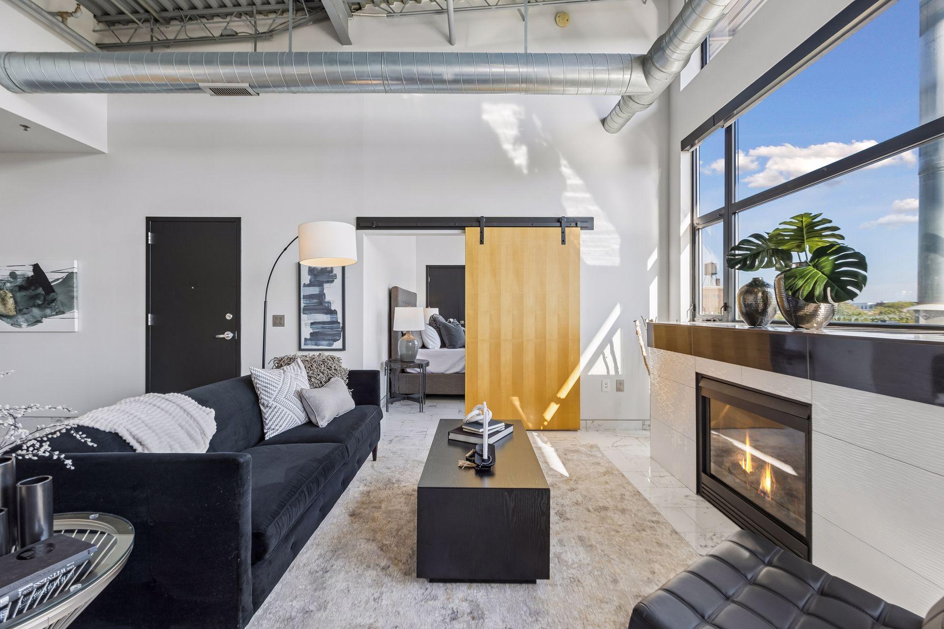 1701 Madison Street NE Unit: 404