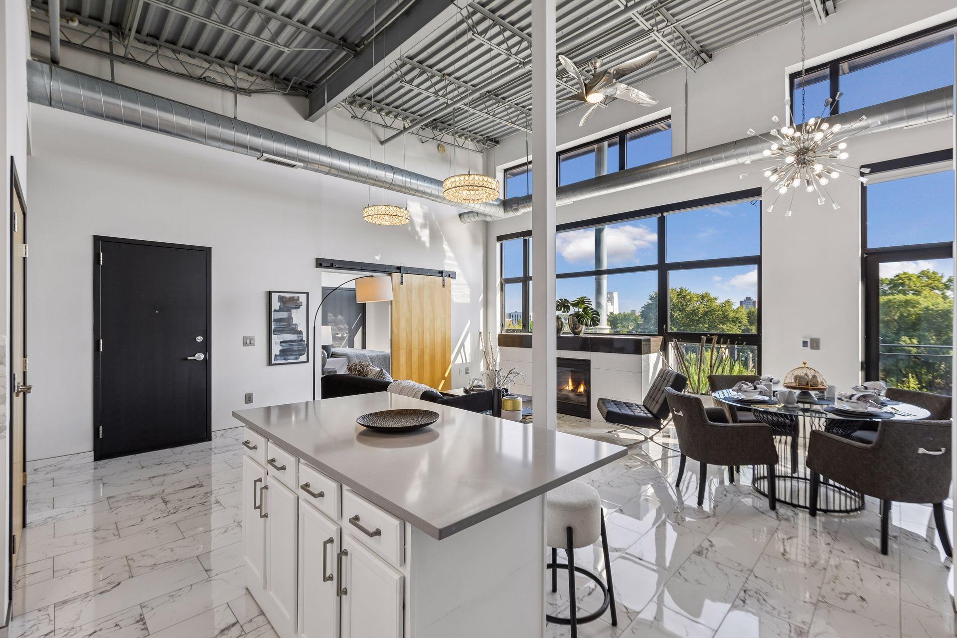 1701 Madison Street NE Unit: 404