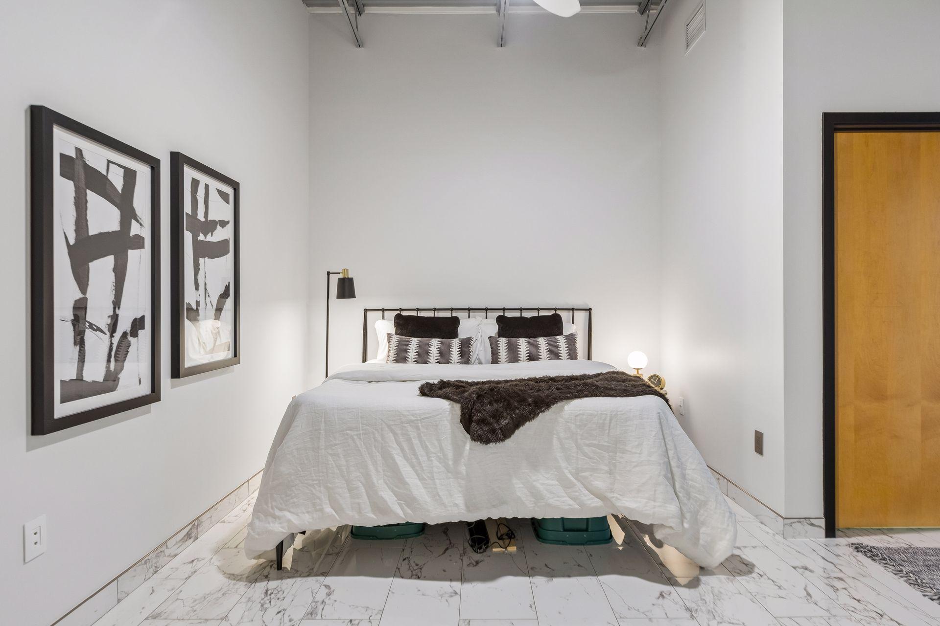 1701 Madison Street NE Unit: 404