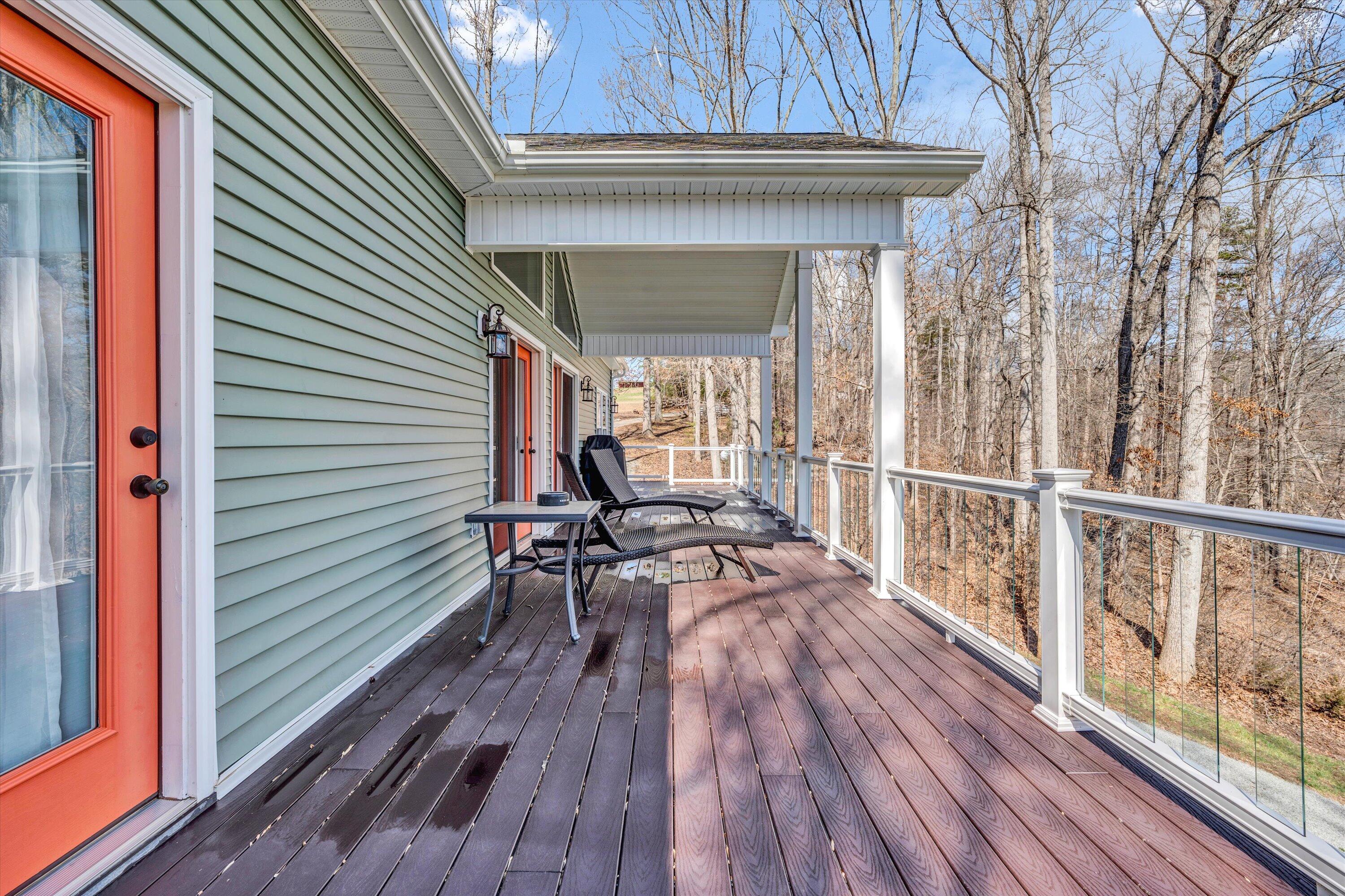 565 Backwoods LN