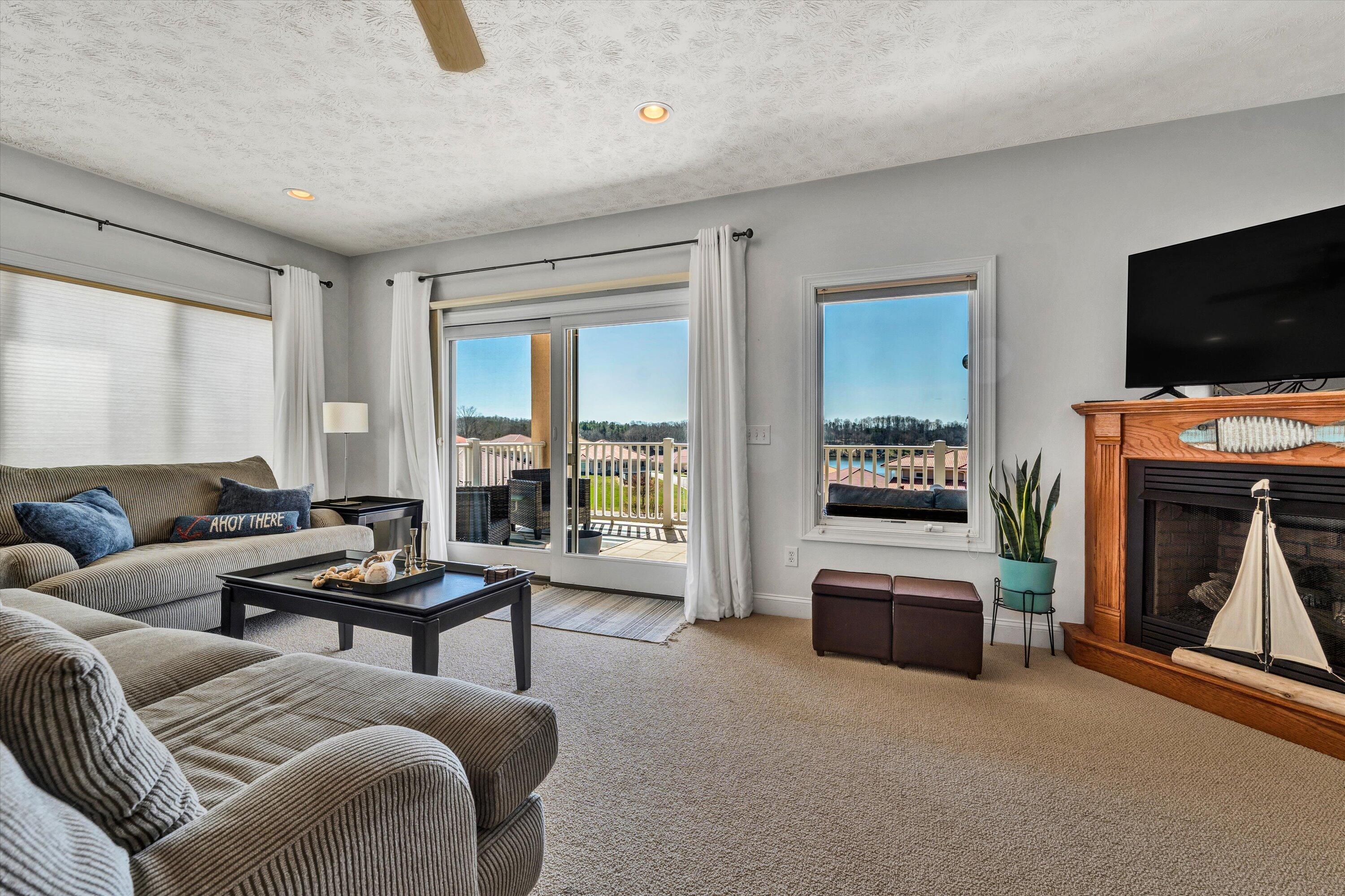 1024 Siesta Key CT