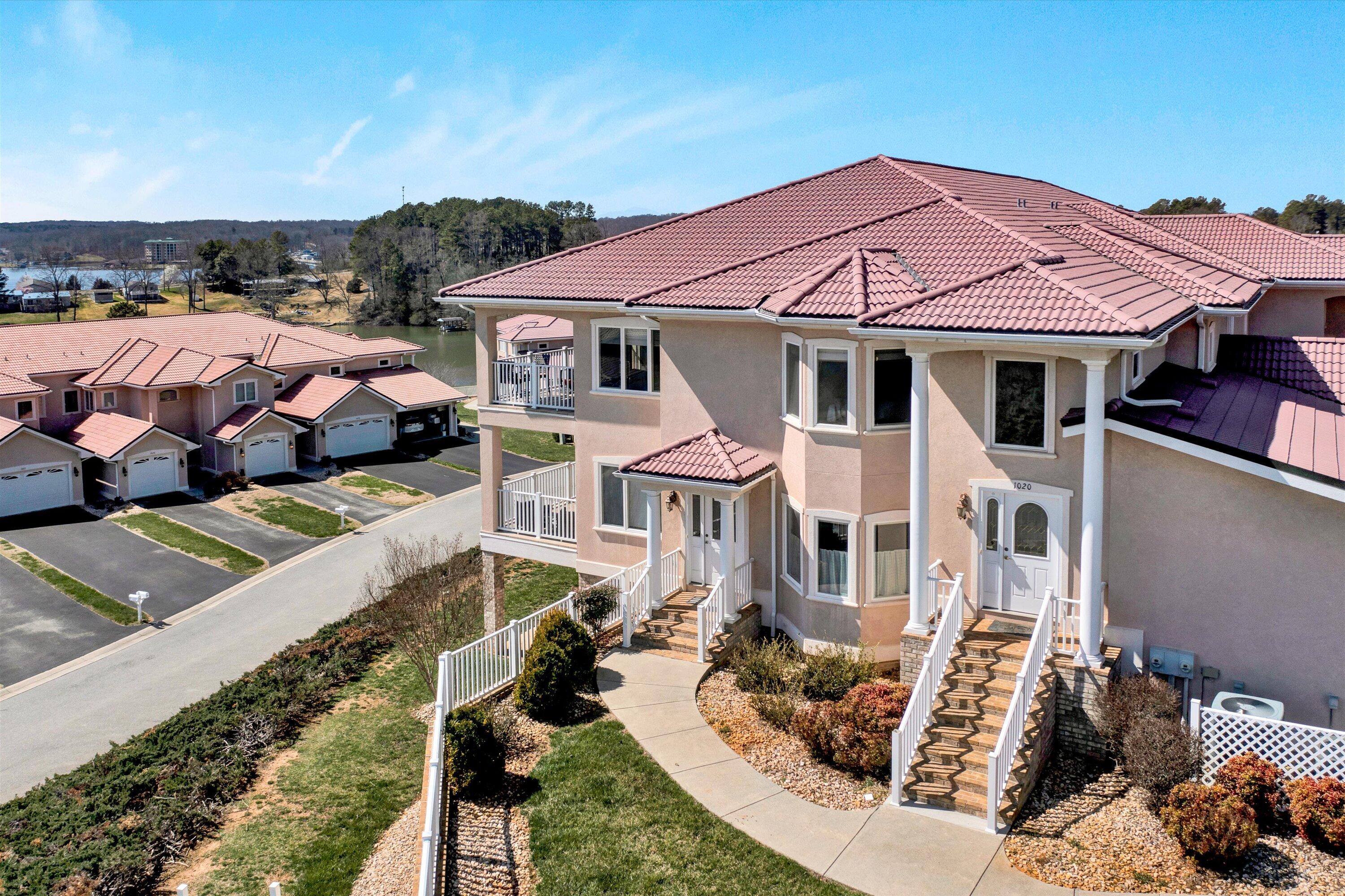 1024 Siesta Key CT