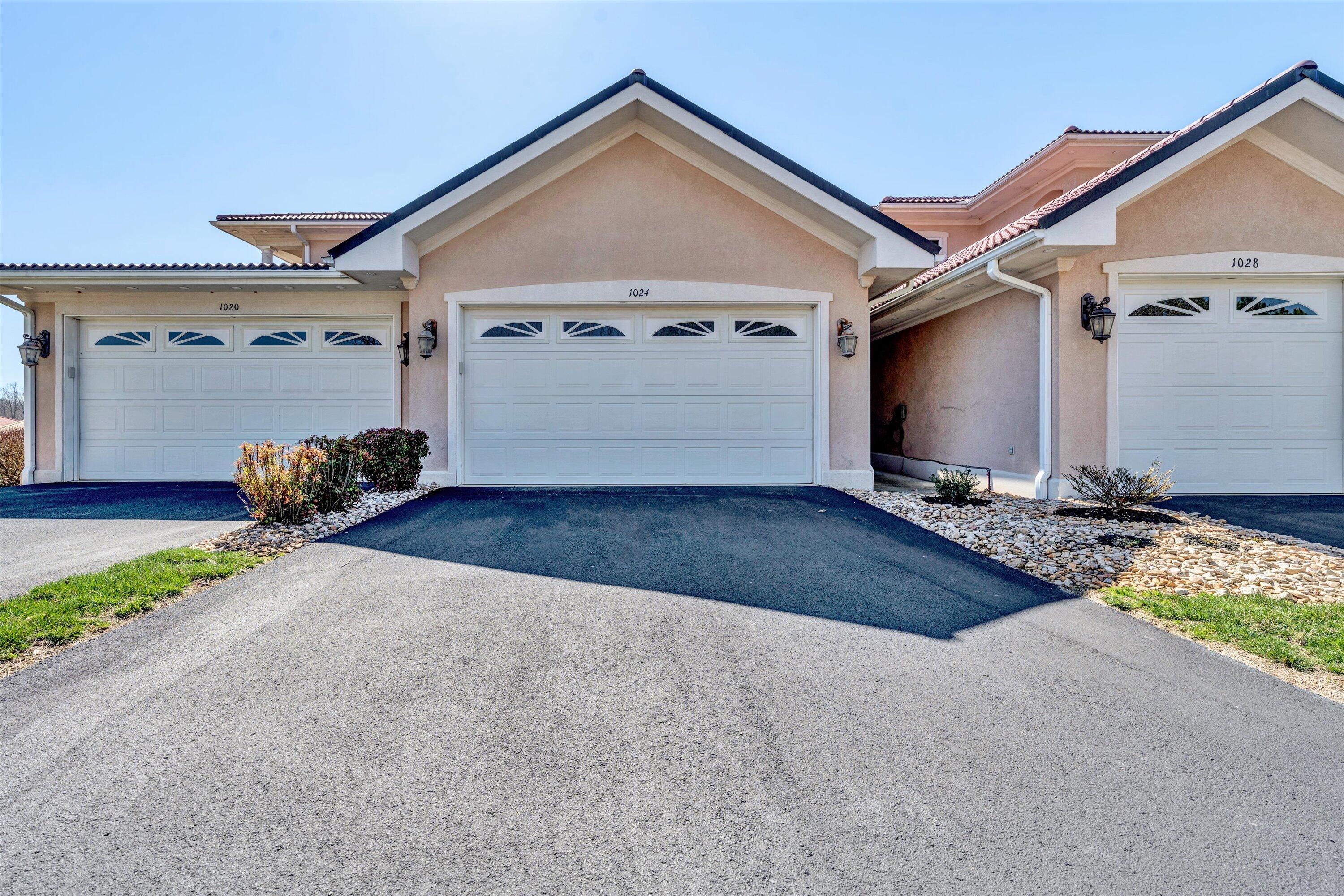 1024 Siesta Key CT