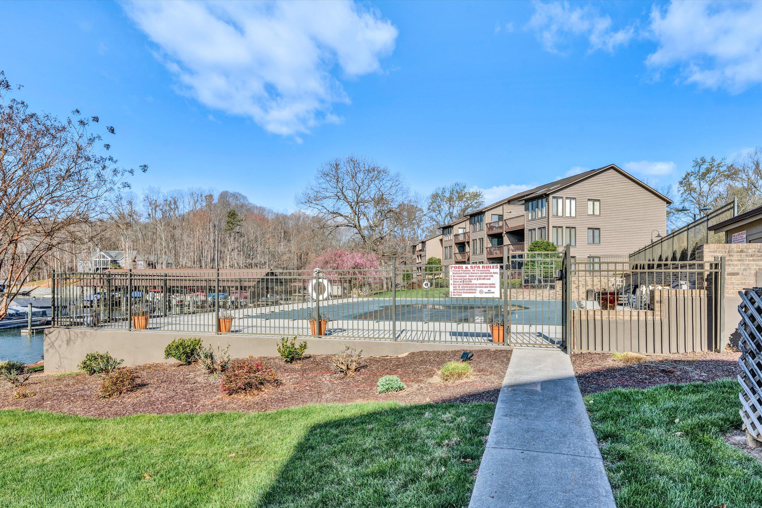 600 Montevista RD Unit: 802
