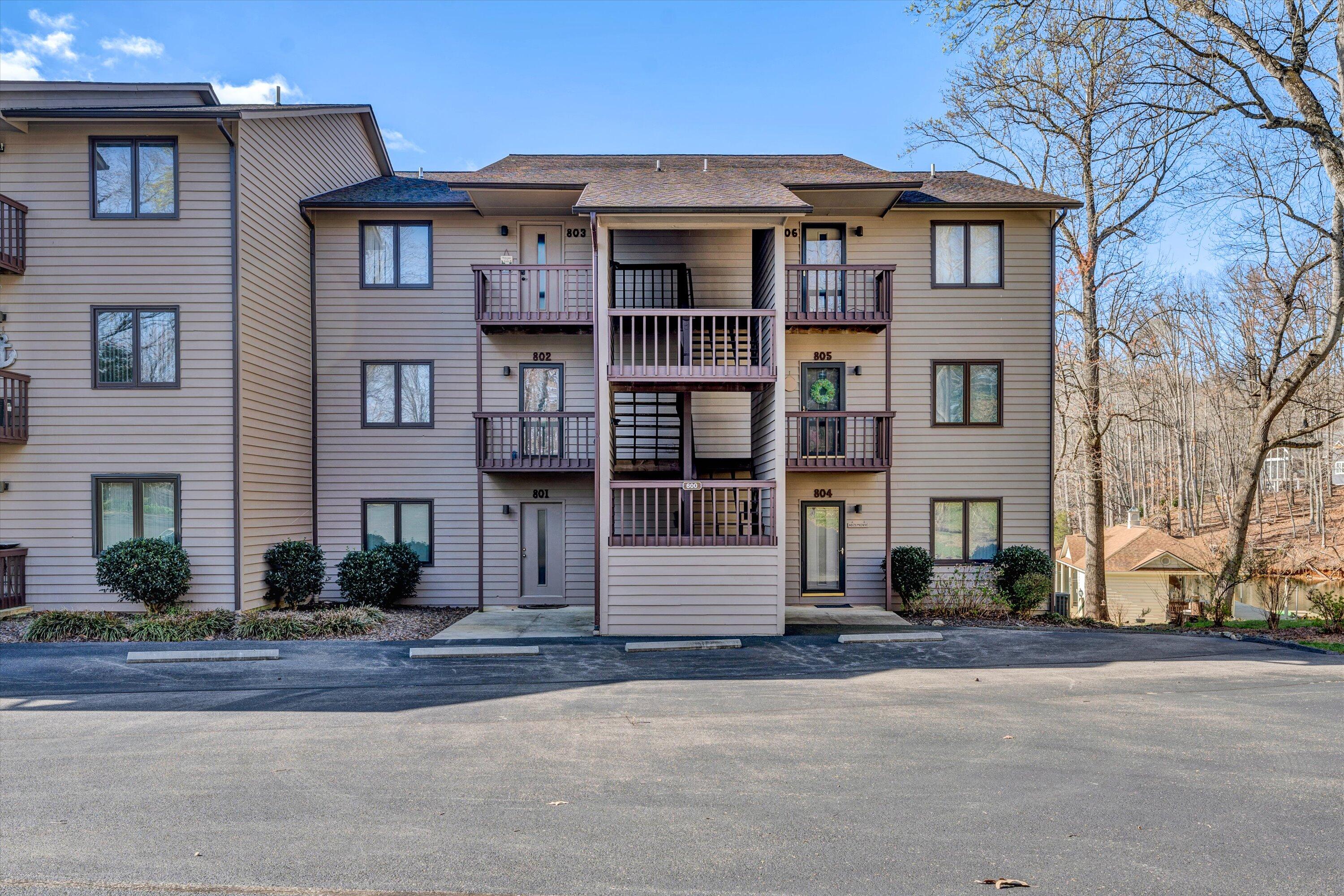 600 Montevista RD Unit: 802