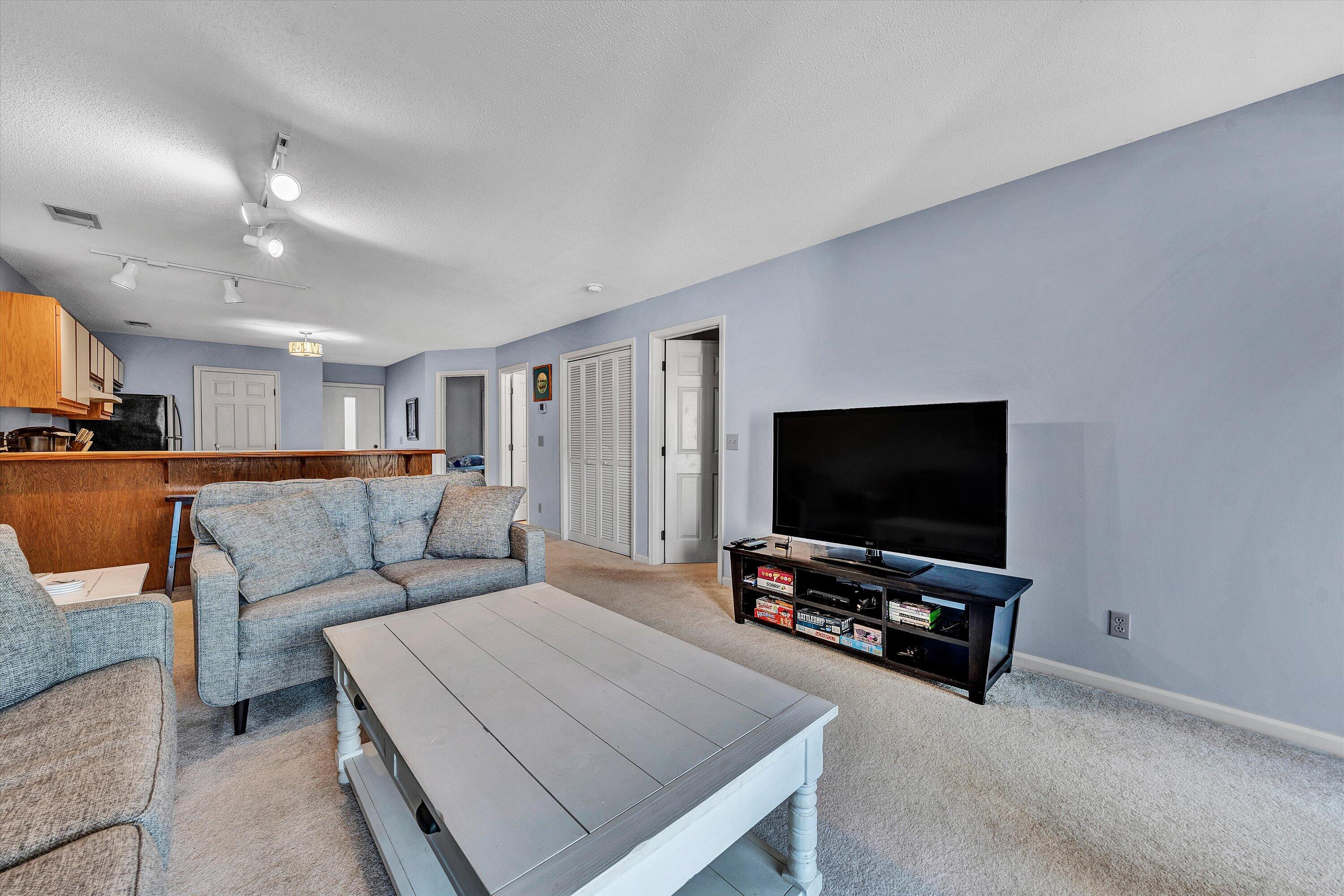 600 Montevista RD Unit: 802
