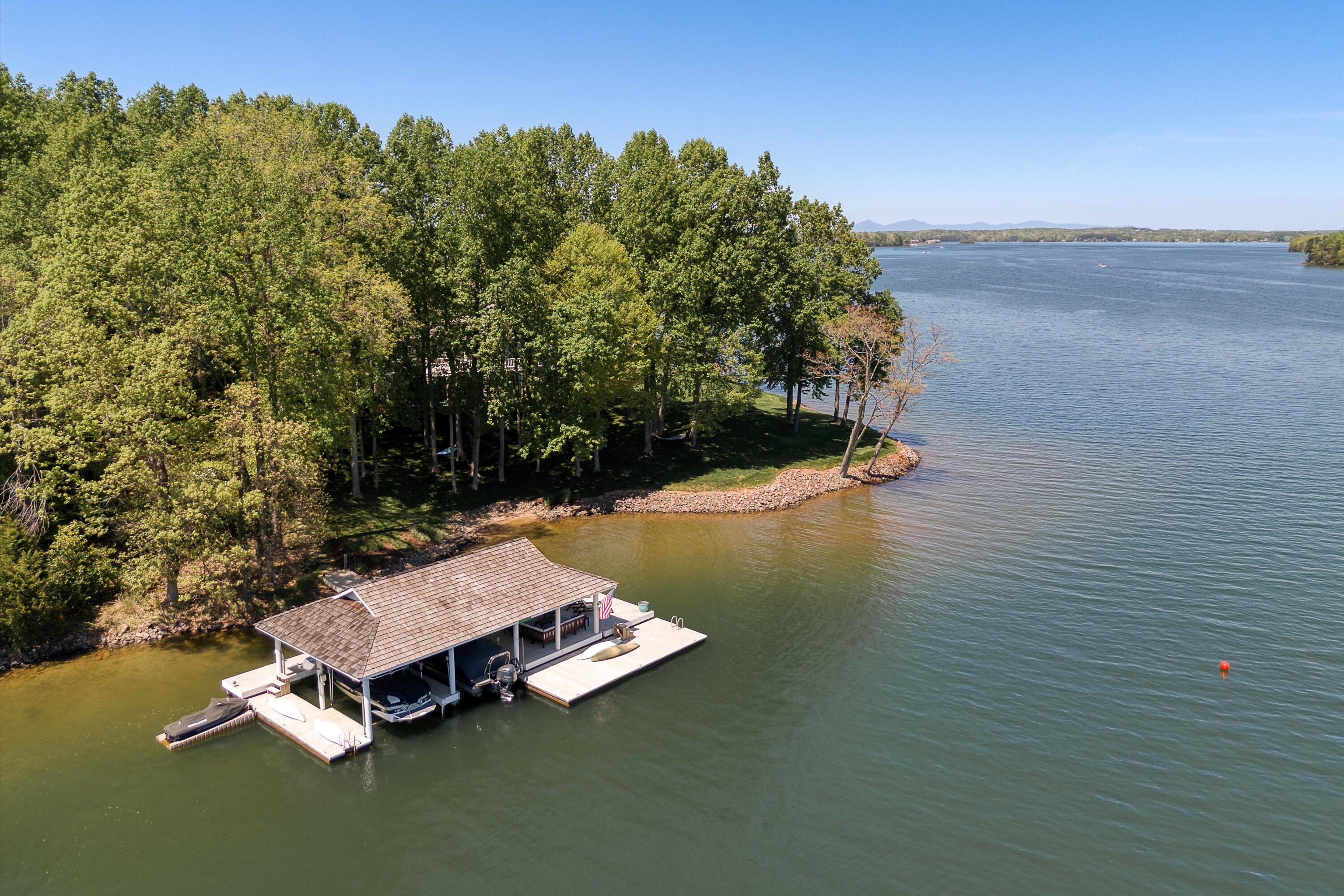 330 Upland Shores DR