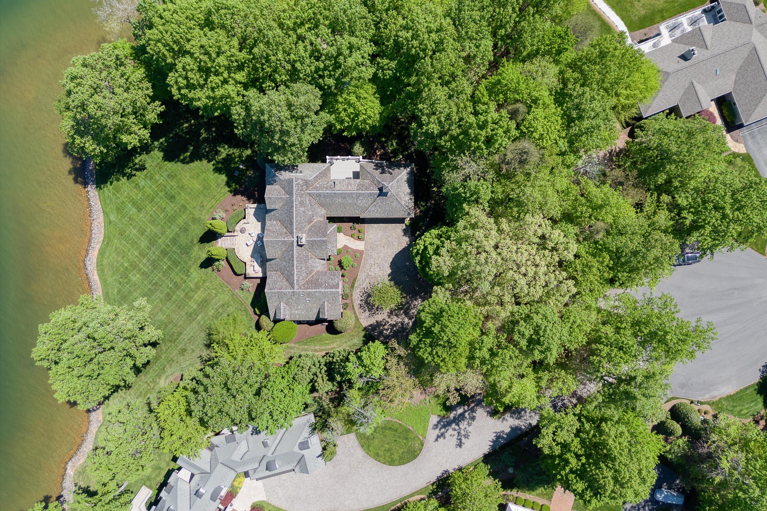 330 Upland Shores DR