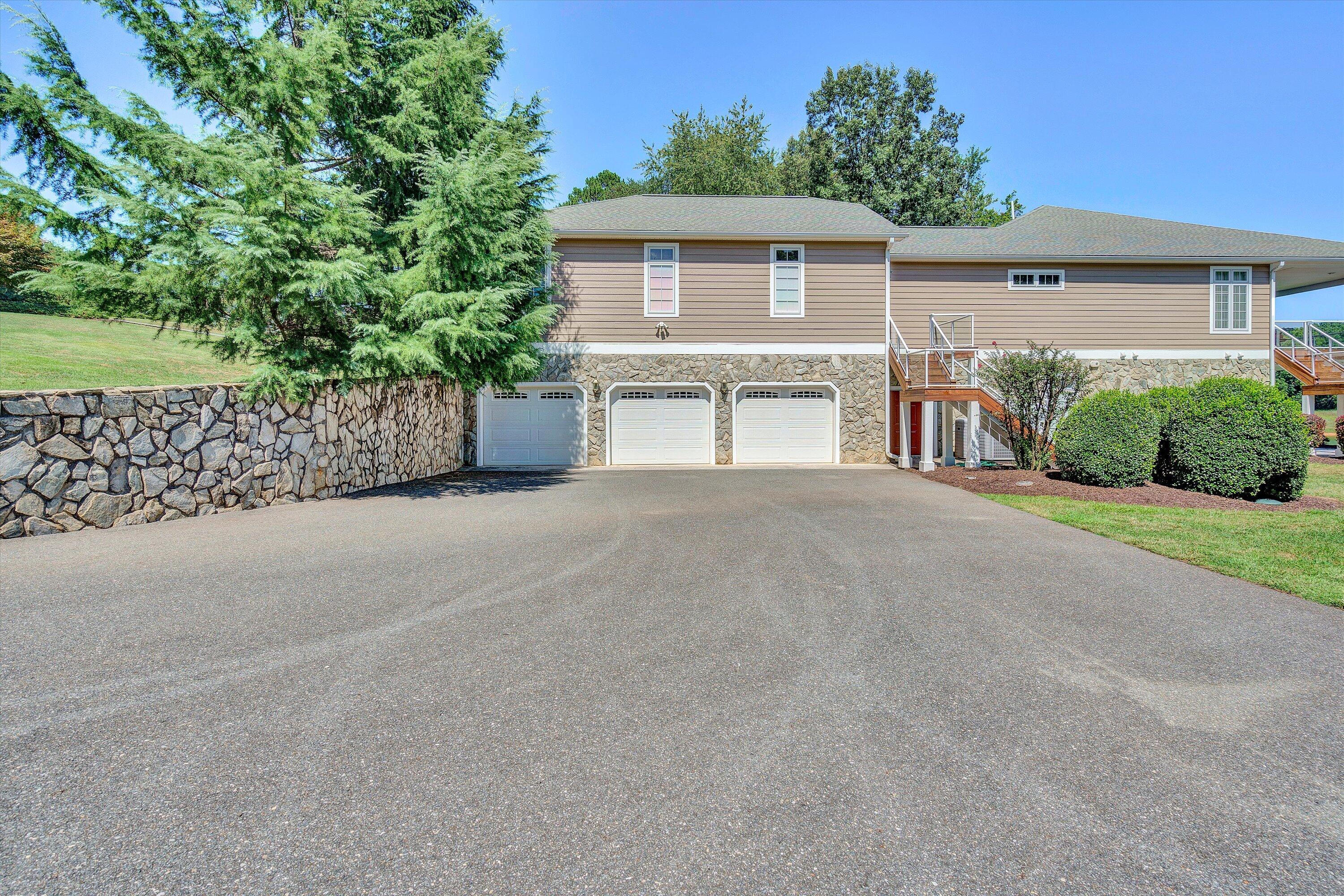 15 Tranquility RD