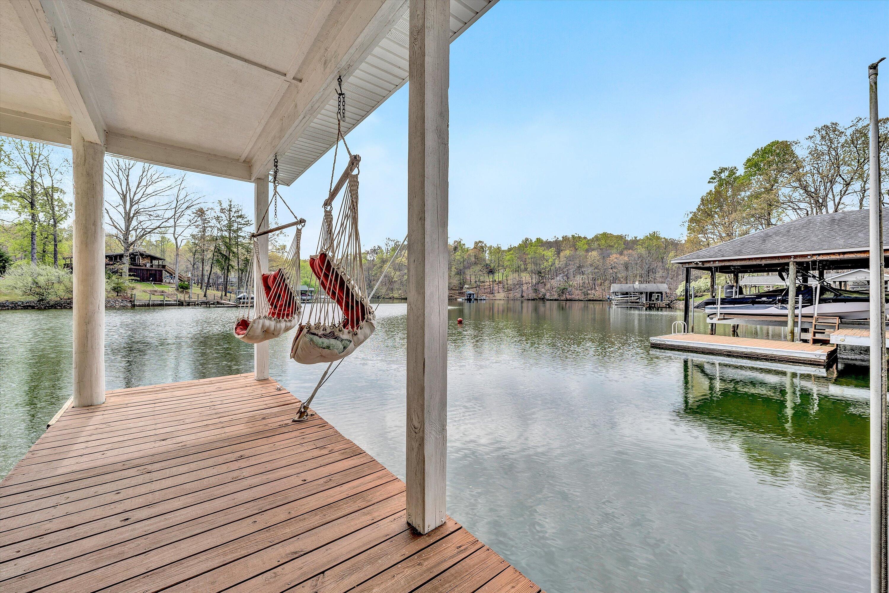 95 Piney Point LN