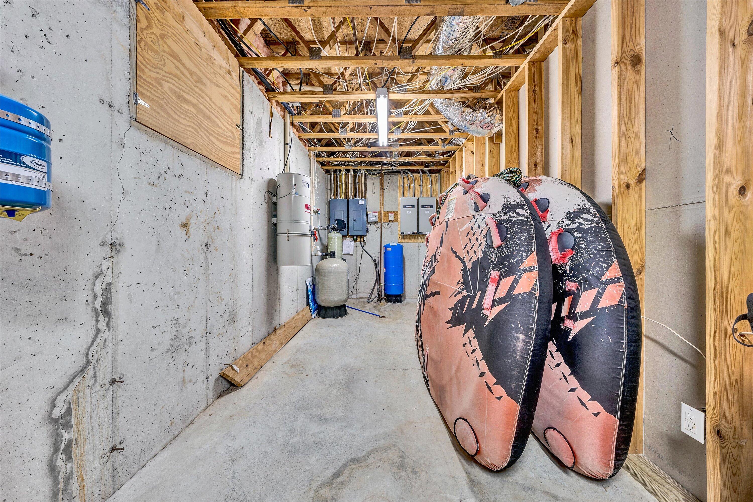 95 Piney Point LN