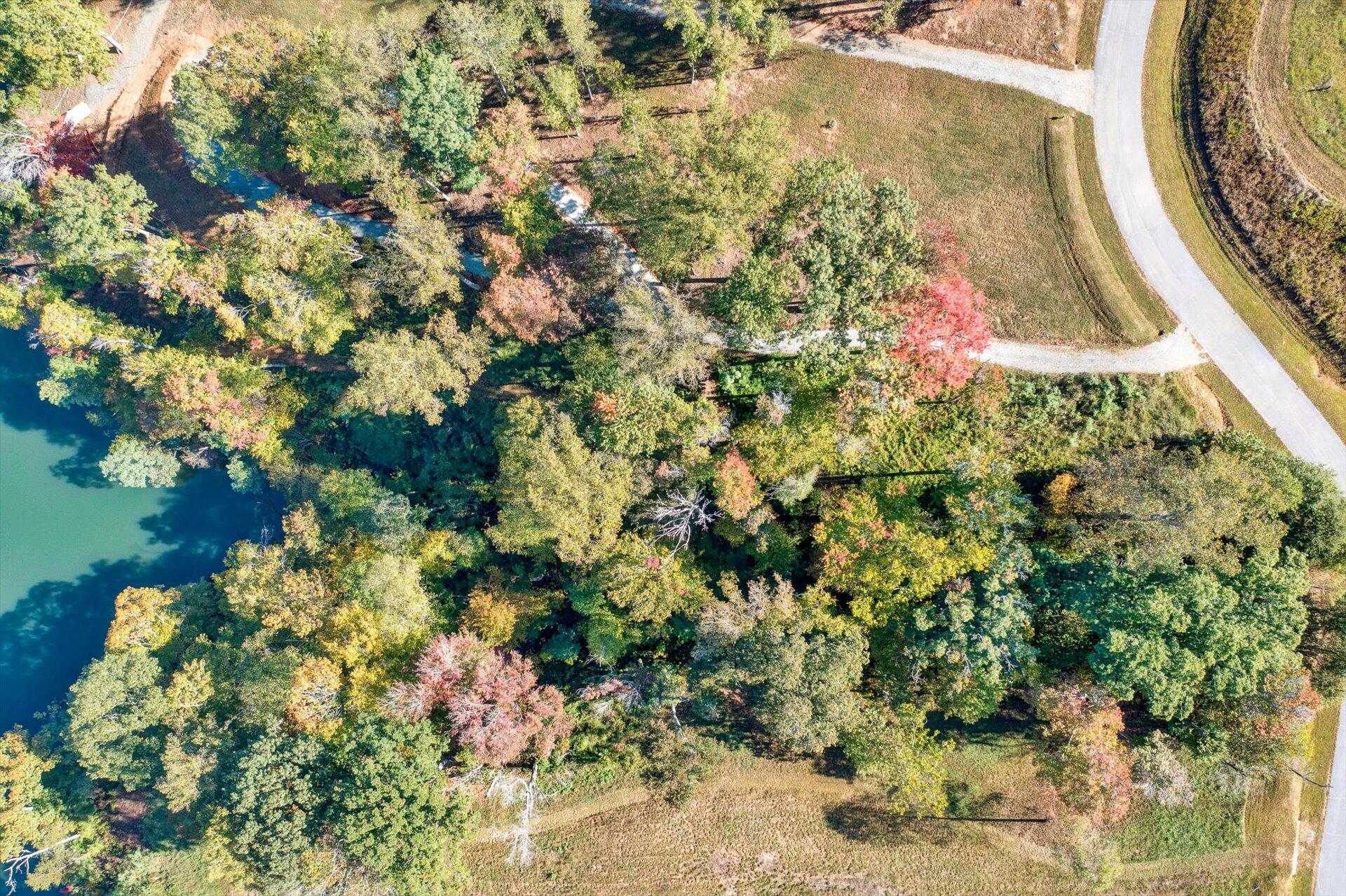 Lot 23 Cliffs DR