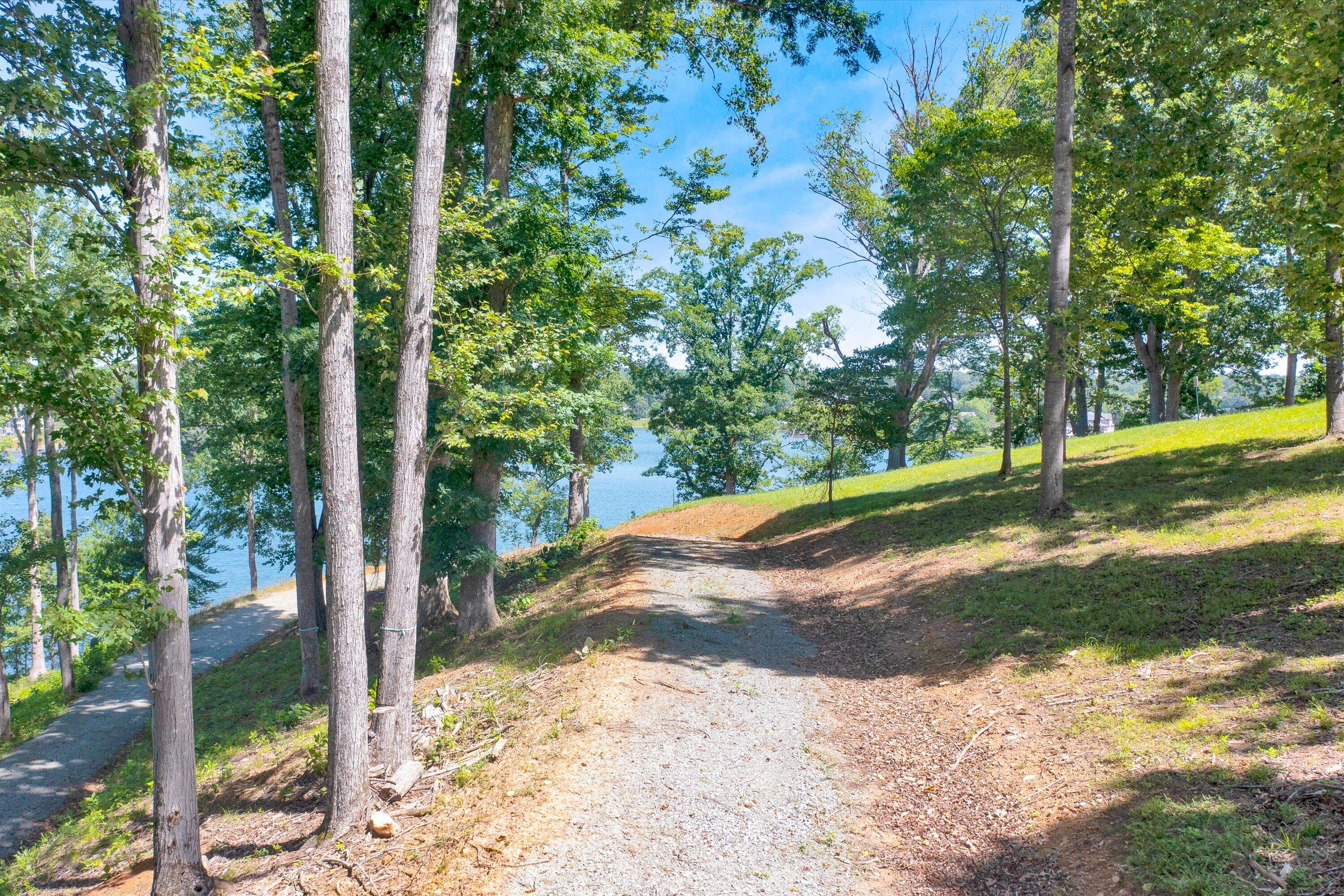 Lot 23 Cliffs DR