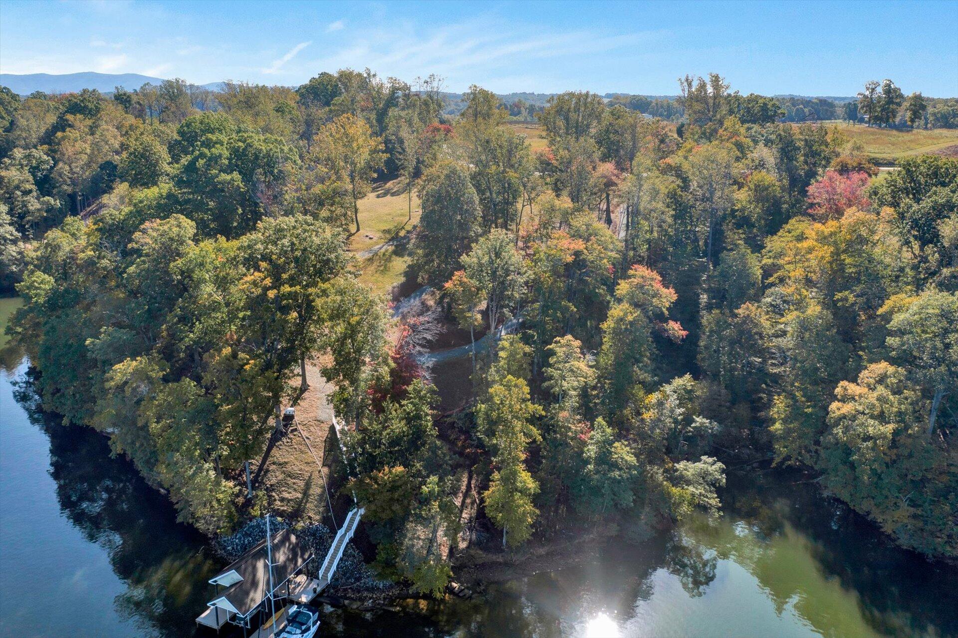 Lot 23 Cliffs DR