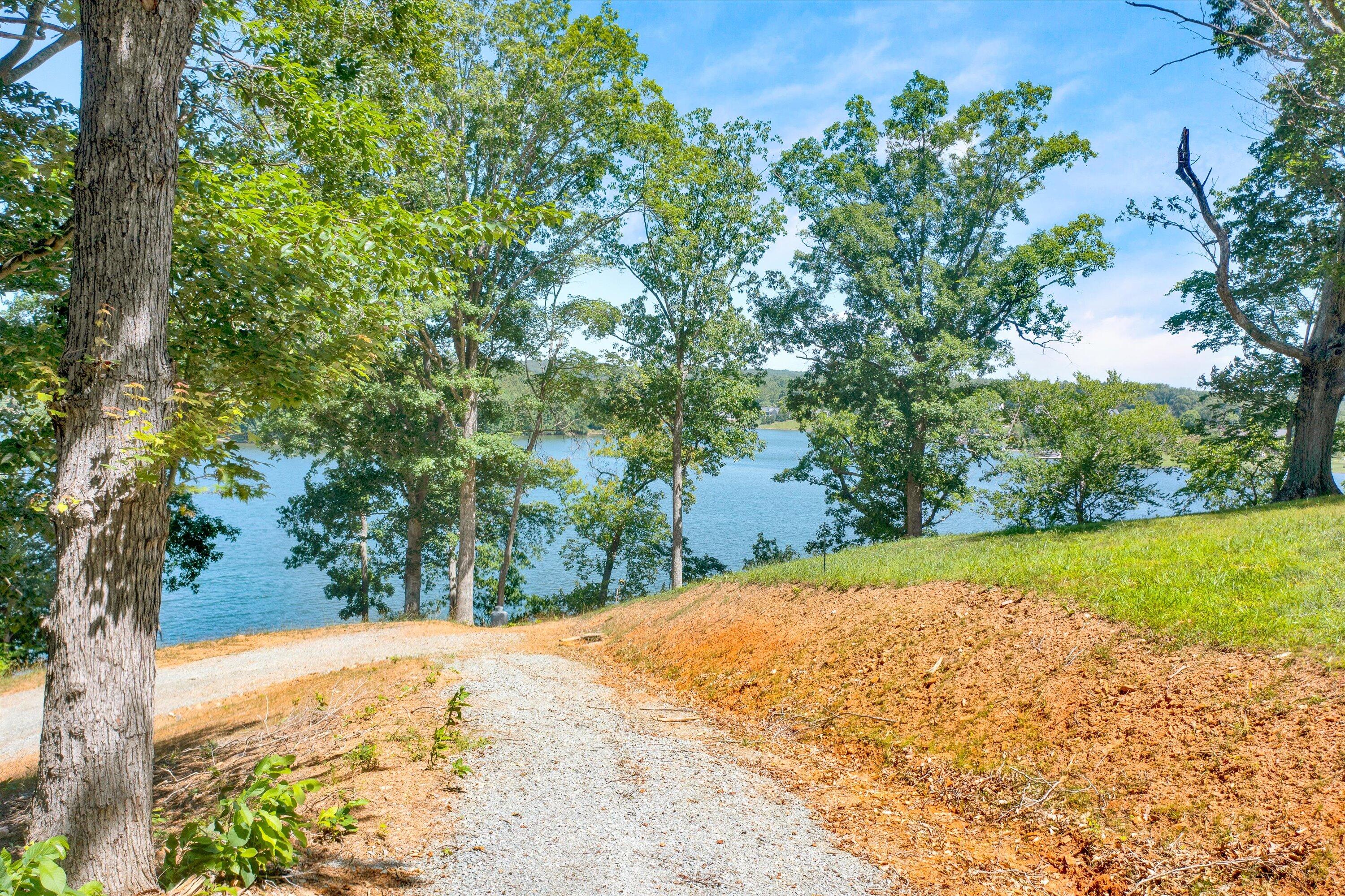 Lot 23 Cliffs DR