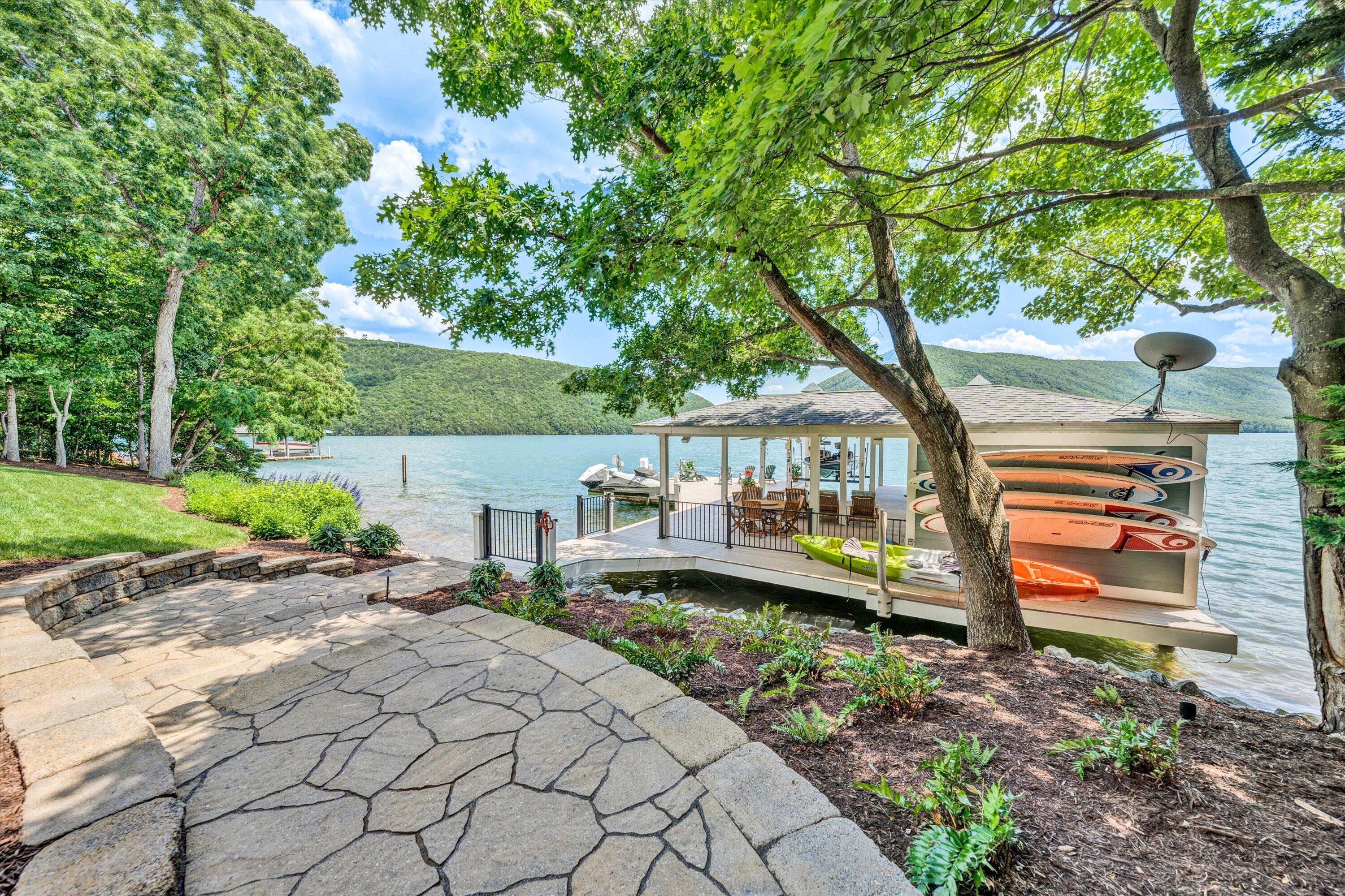 2353 Capewood DR