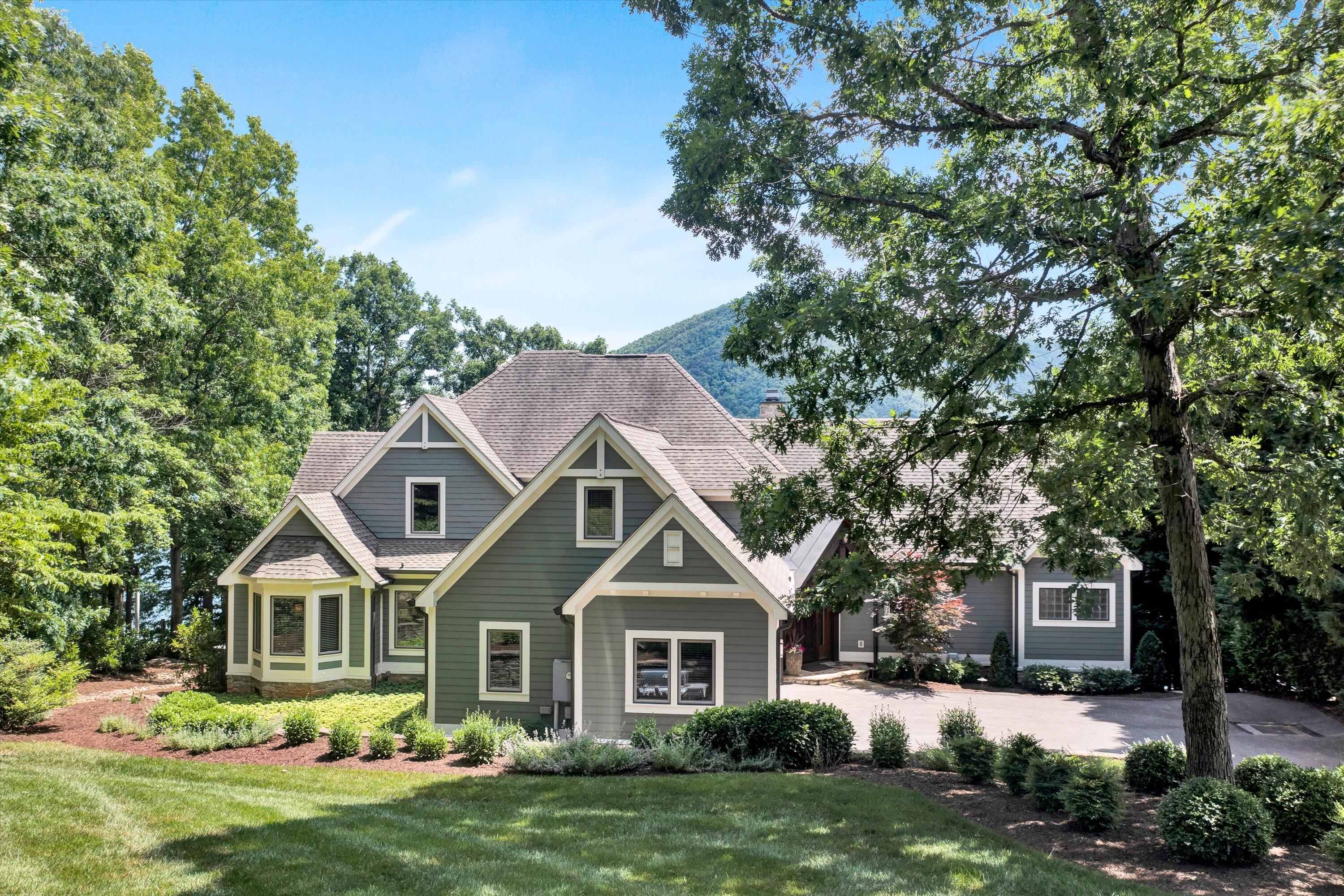 2353 Capewood DR