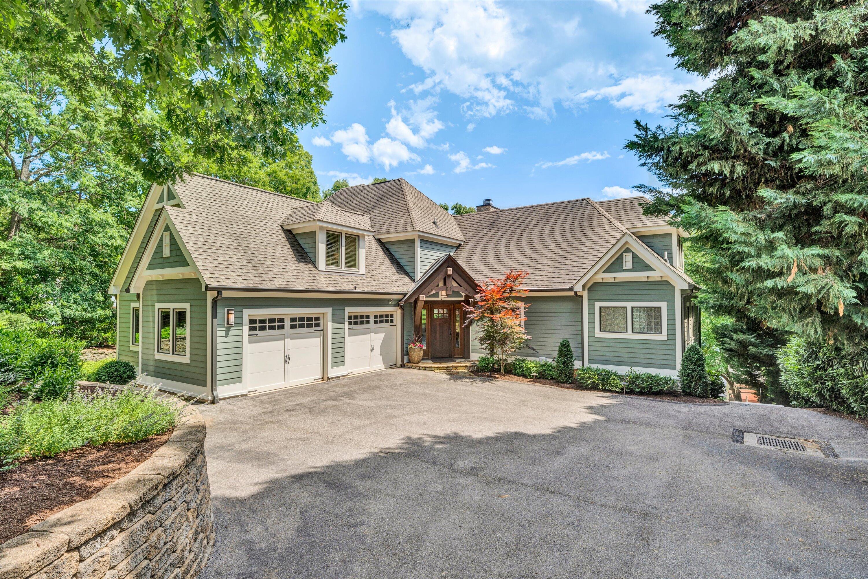 2353 Capewood DR