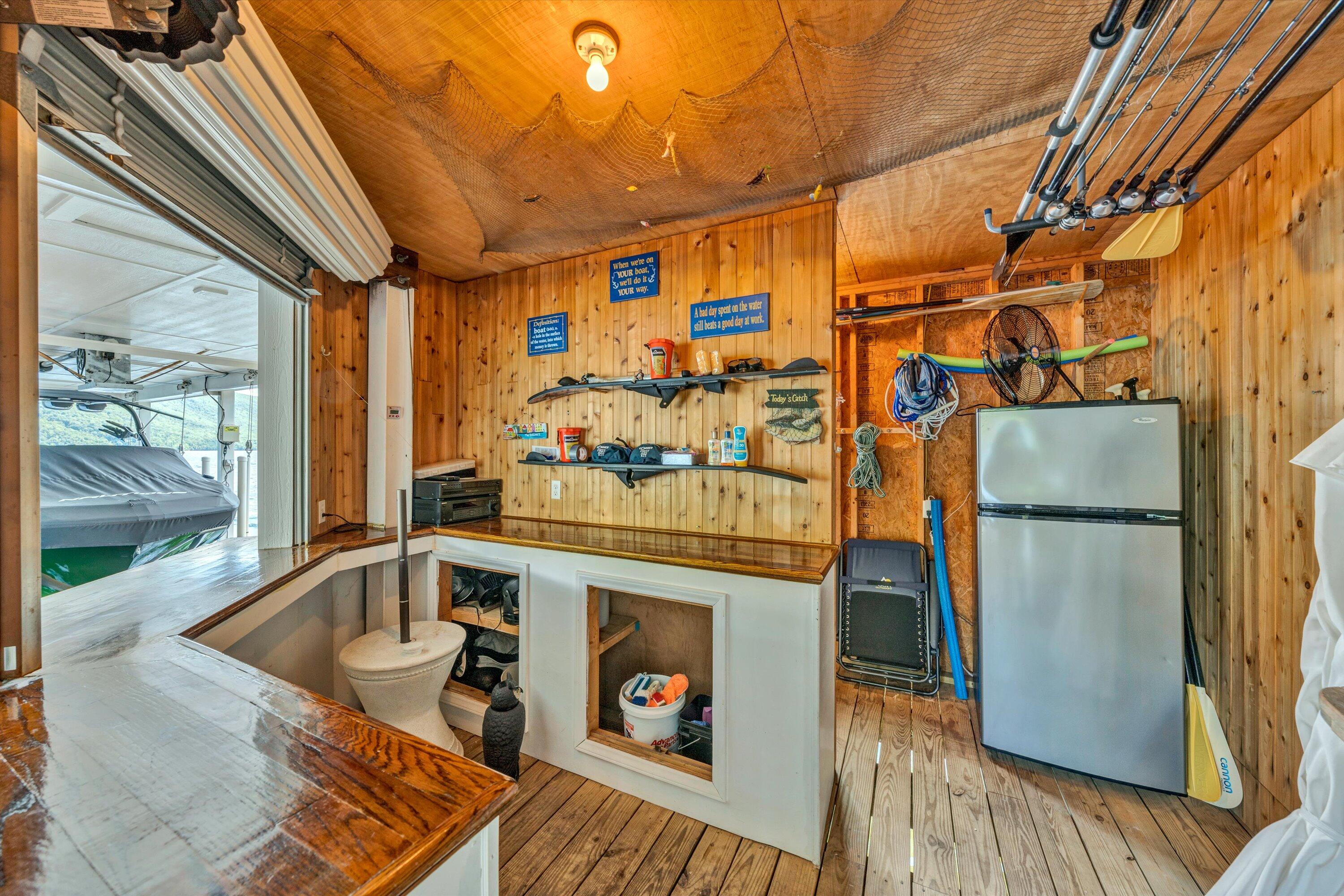 2353 Capewood DR