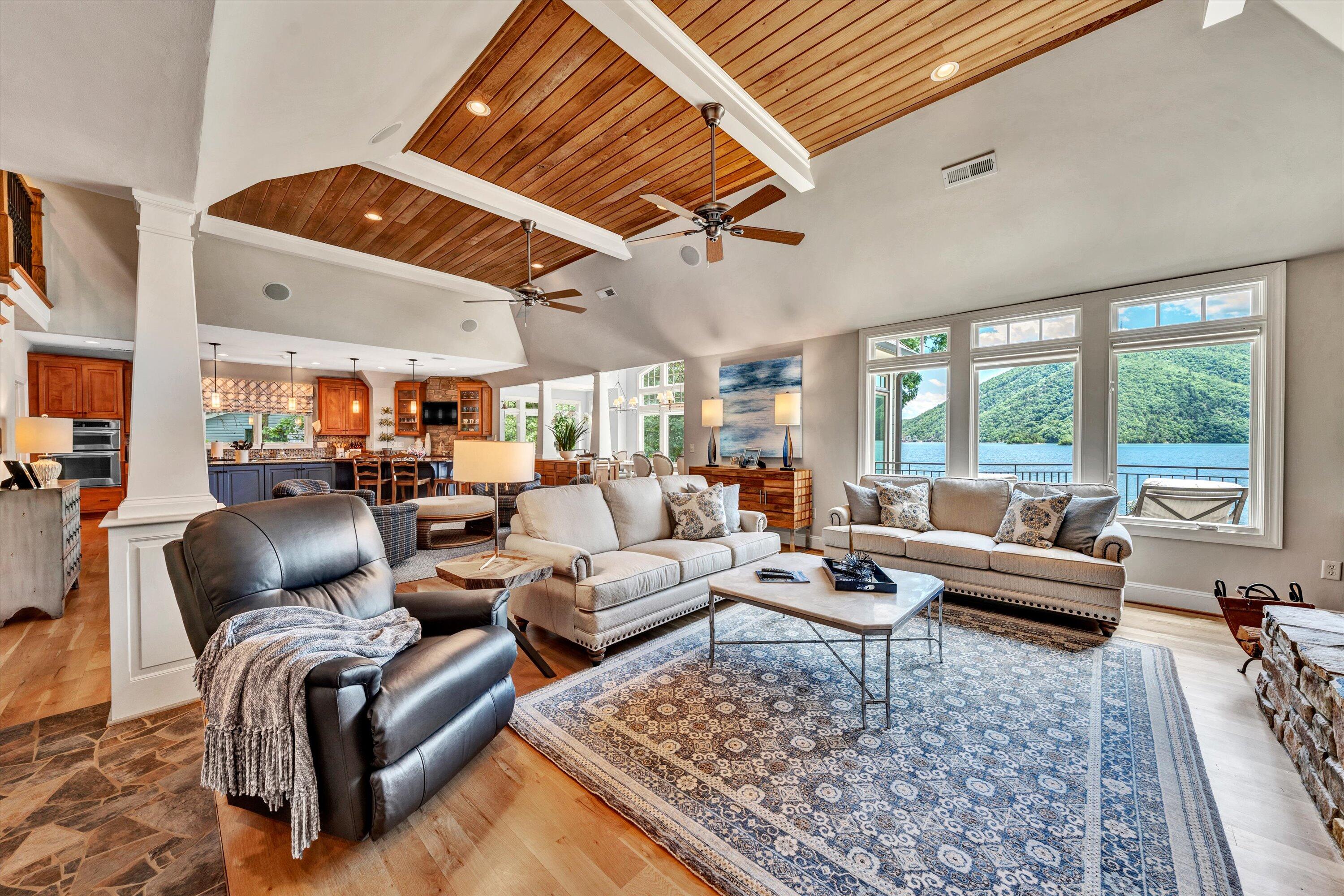 2353 Capewood DR