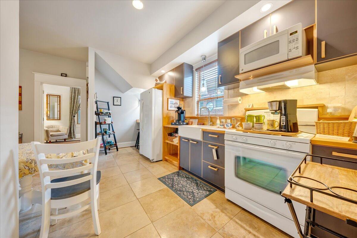 1526 Franklin RD SW