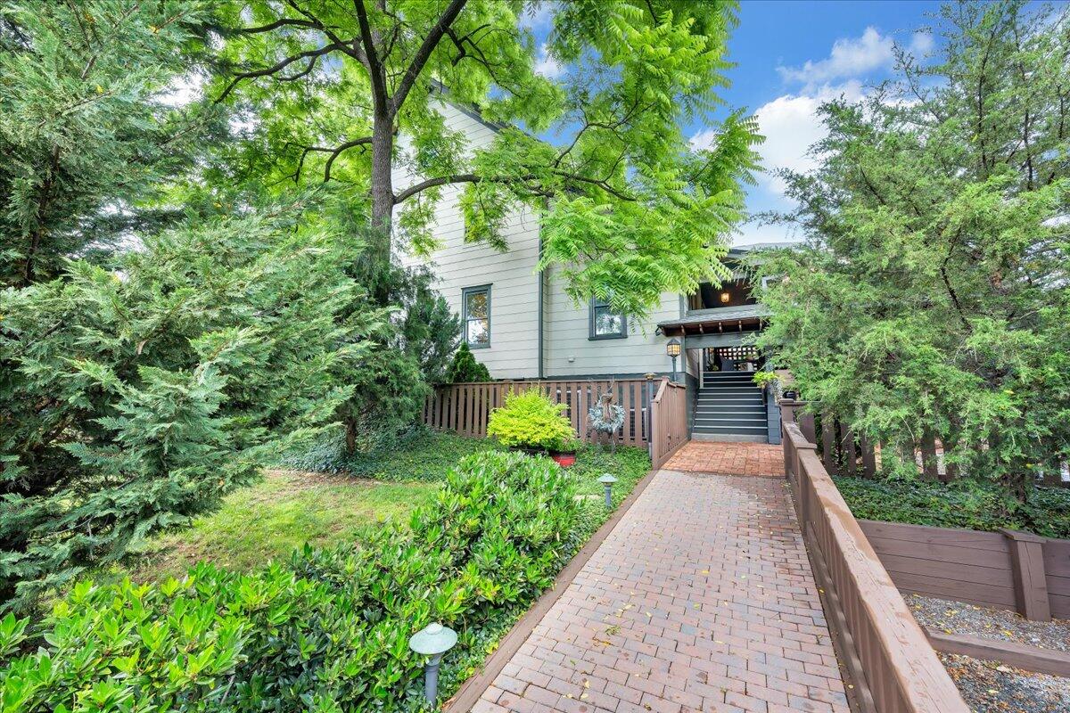 1526 Franklin RD SW