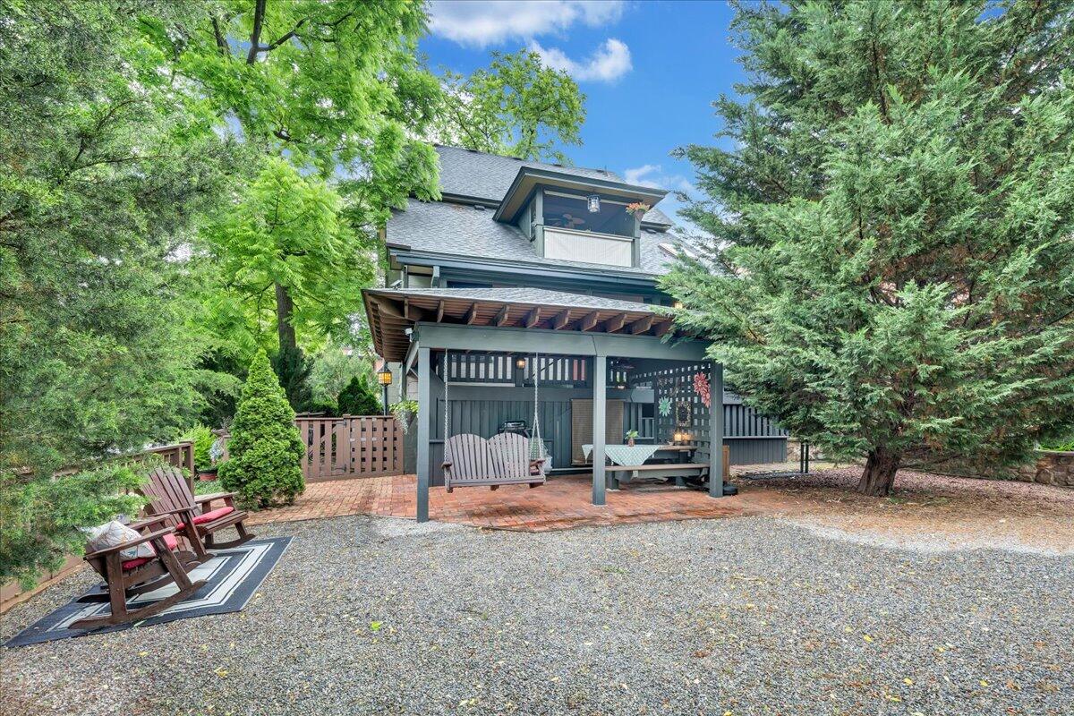 1526 Franklin RD SW