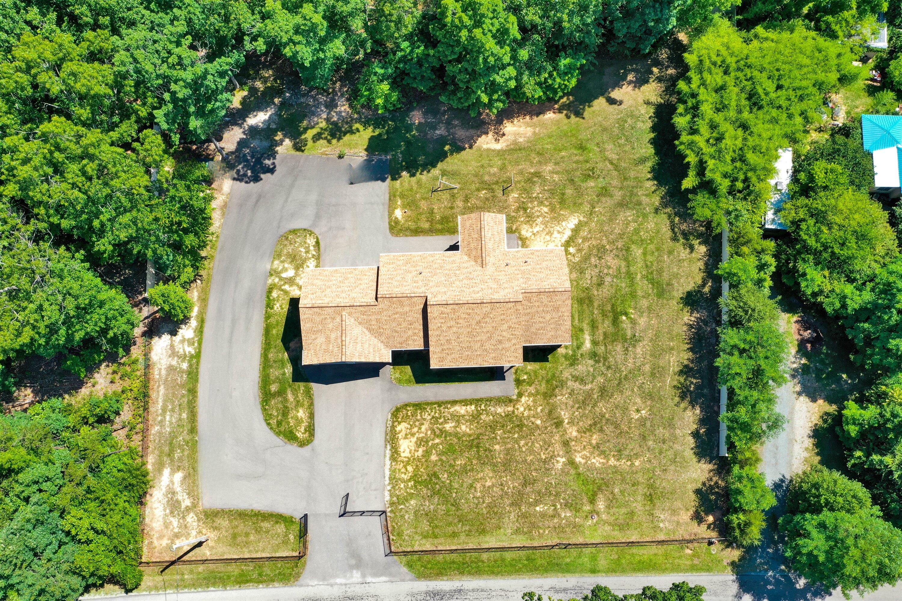 1177 Diamond AVE