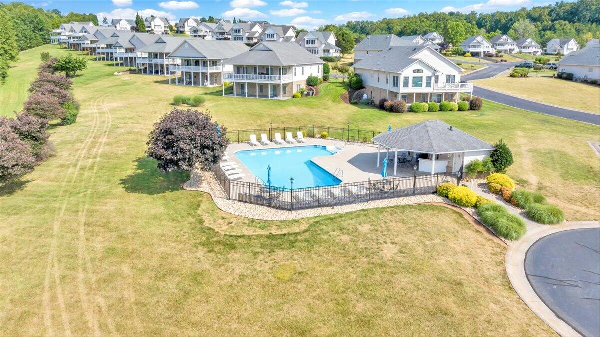 110 Lands End CIR