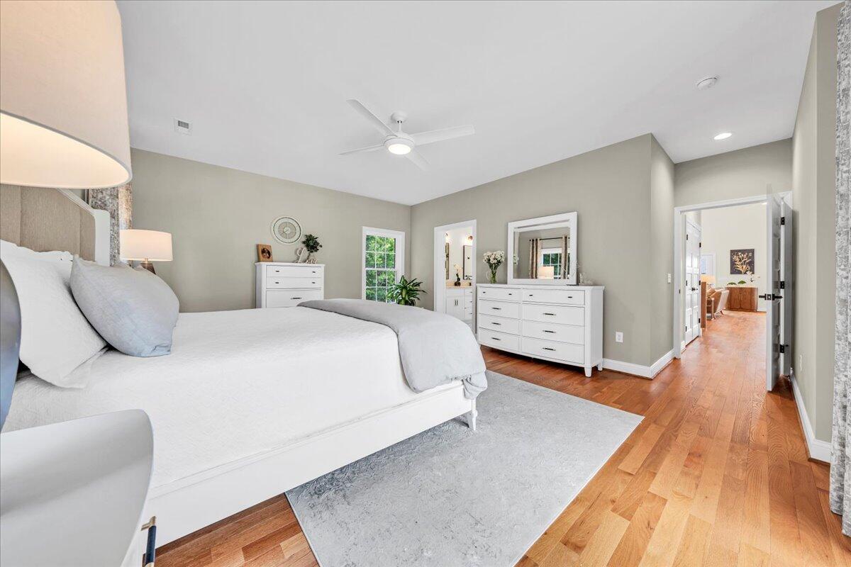 110 Lands End CIR