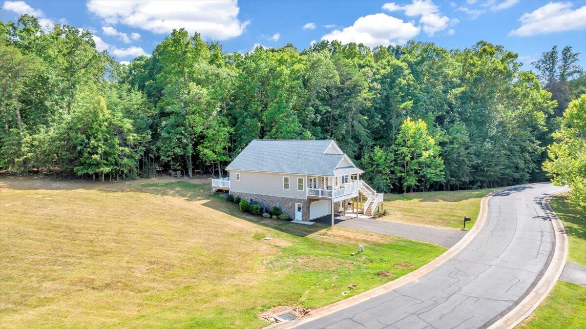 110 Lands End CIR