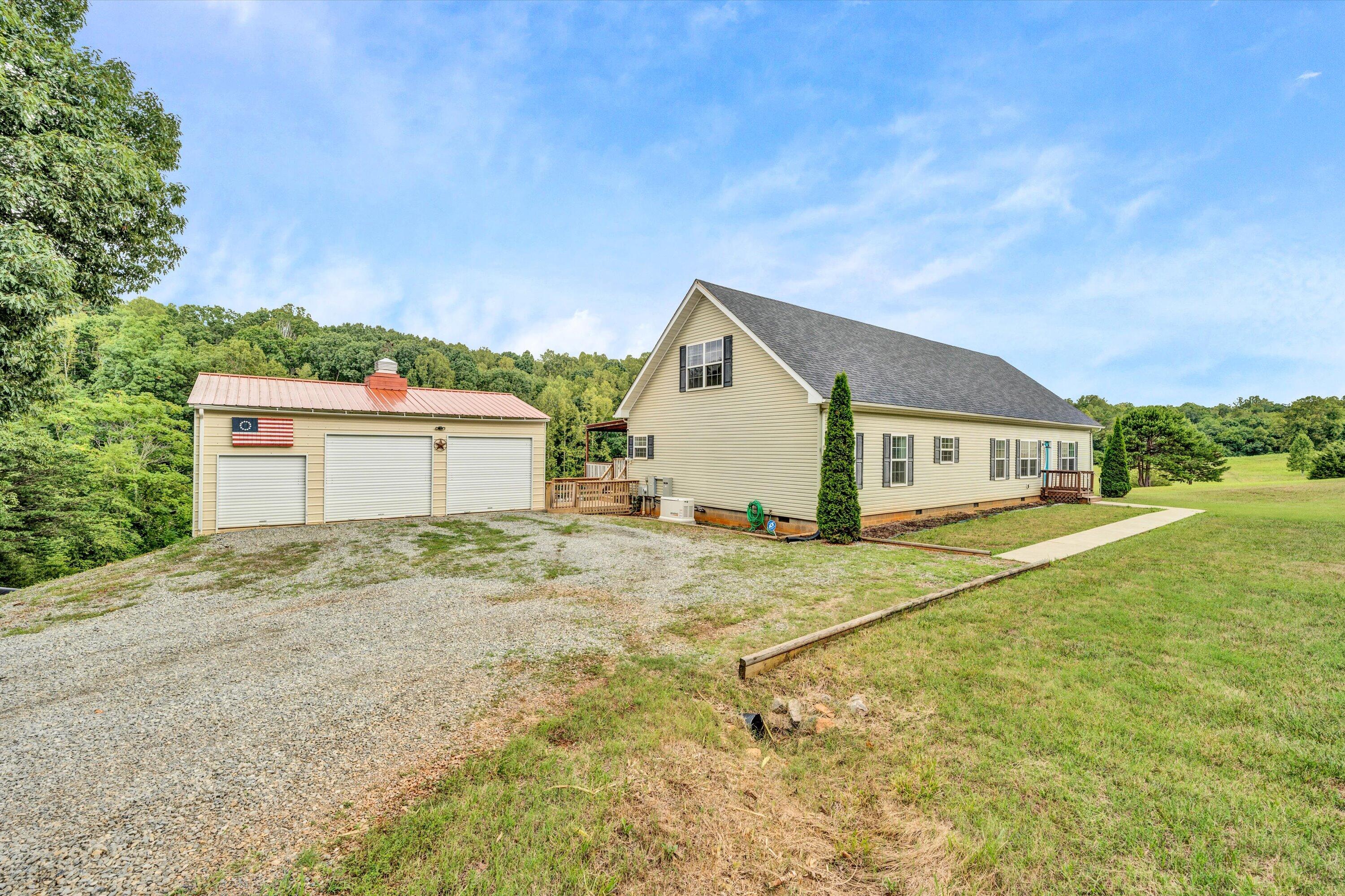 818 Wysong Mill RD