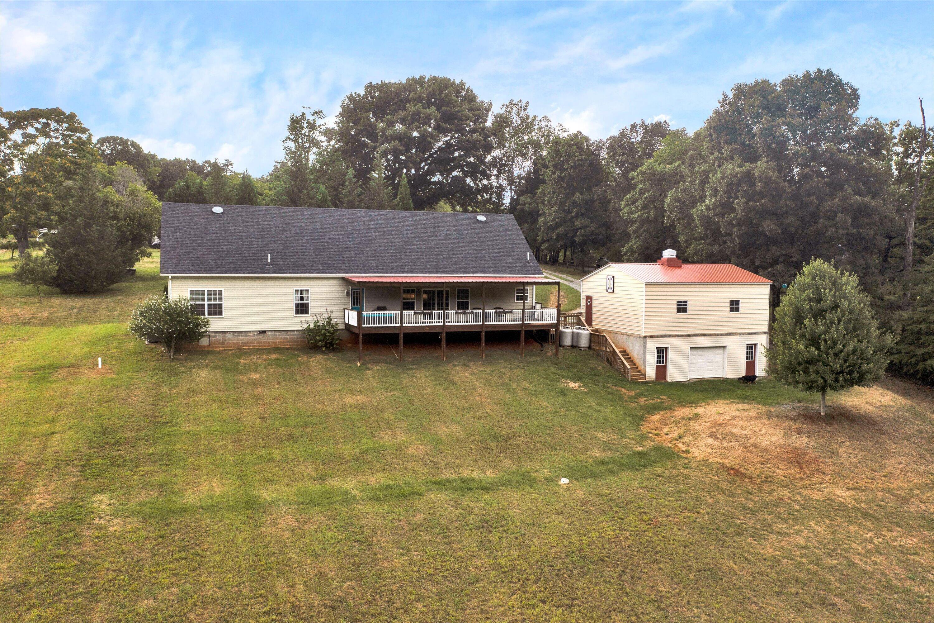 818 Wysong Mill RD