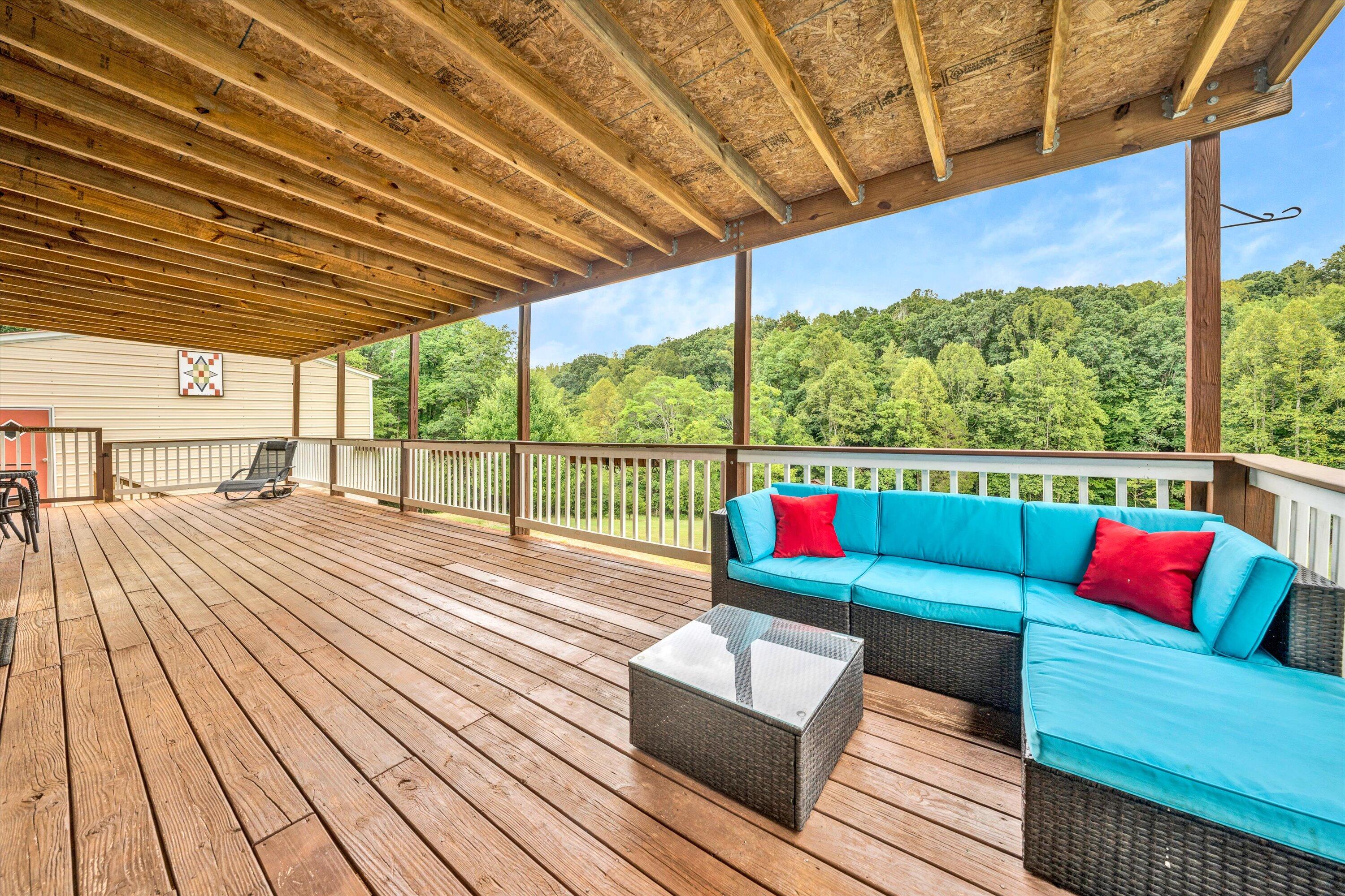 818 Wysong Mill RD