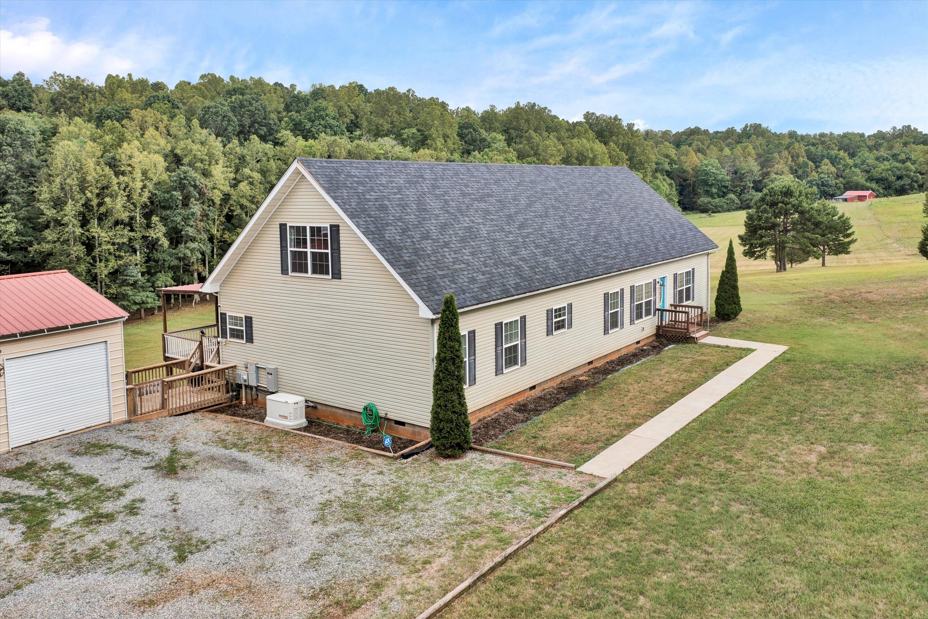 818 Wysong Mill RD