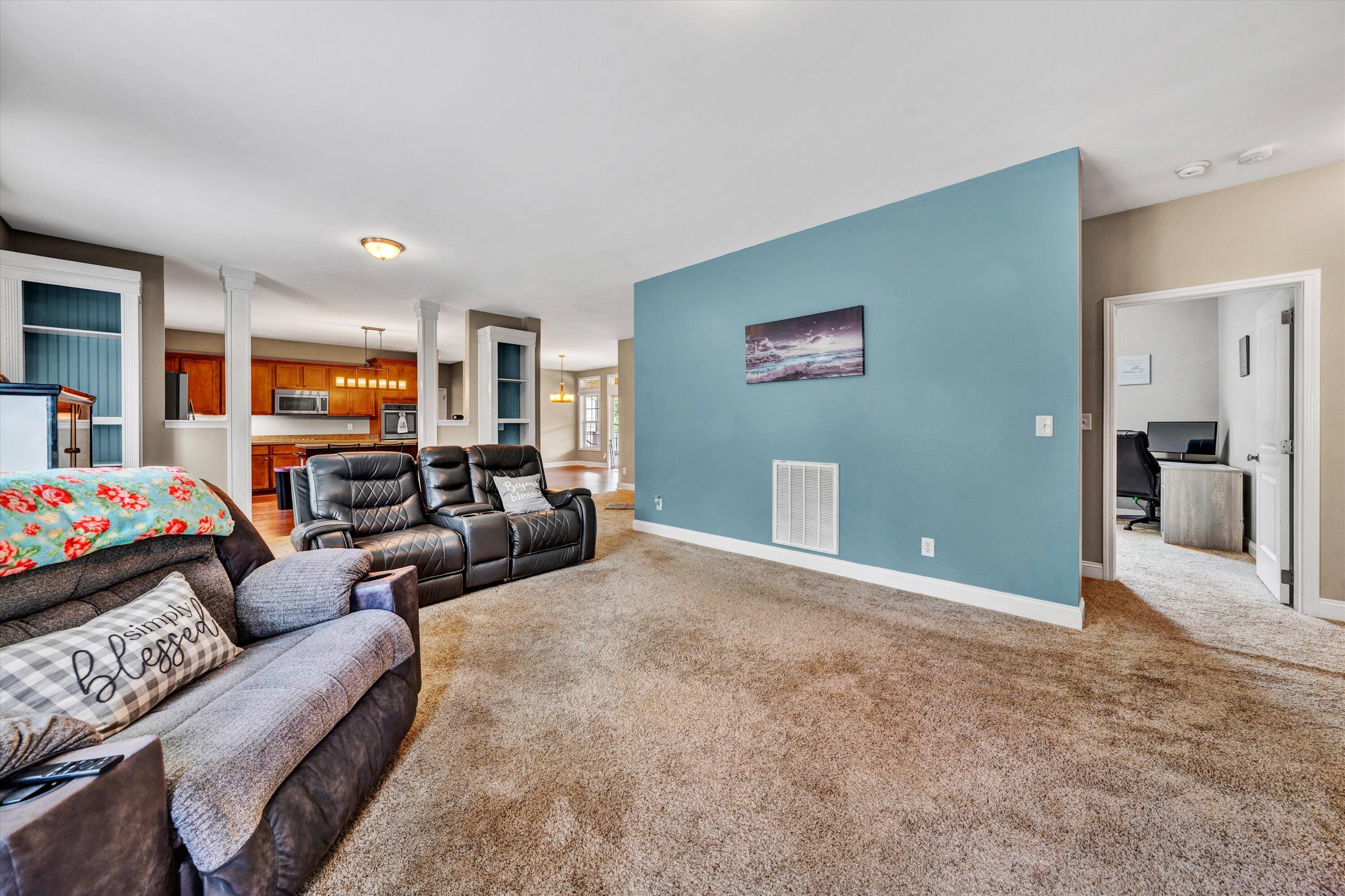 818 Wysong Mill RD