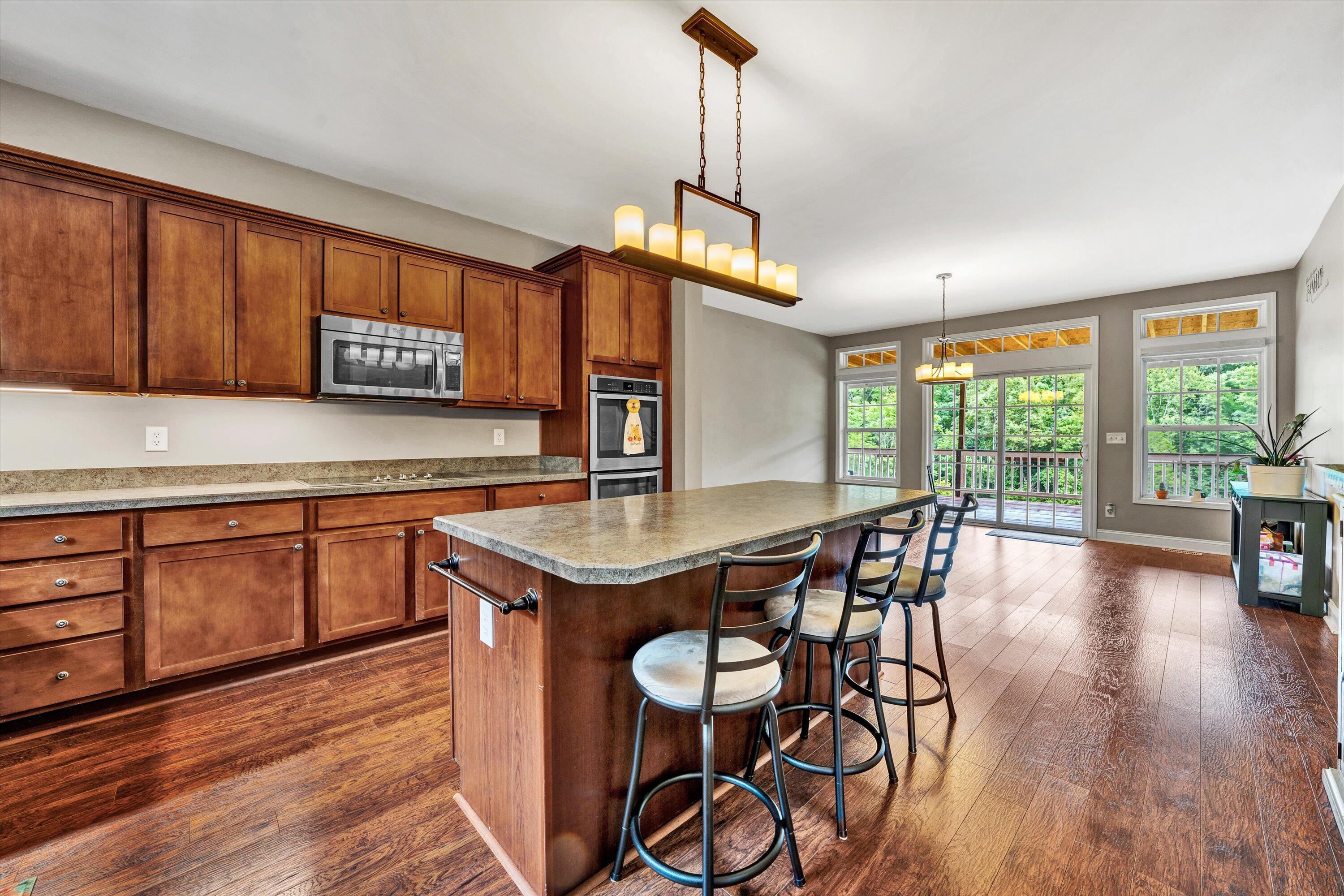 818 Wysong Mill RD