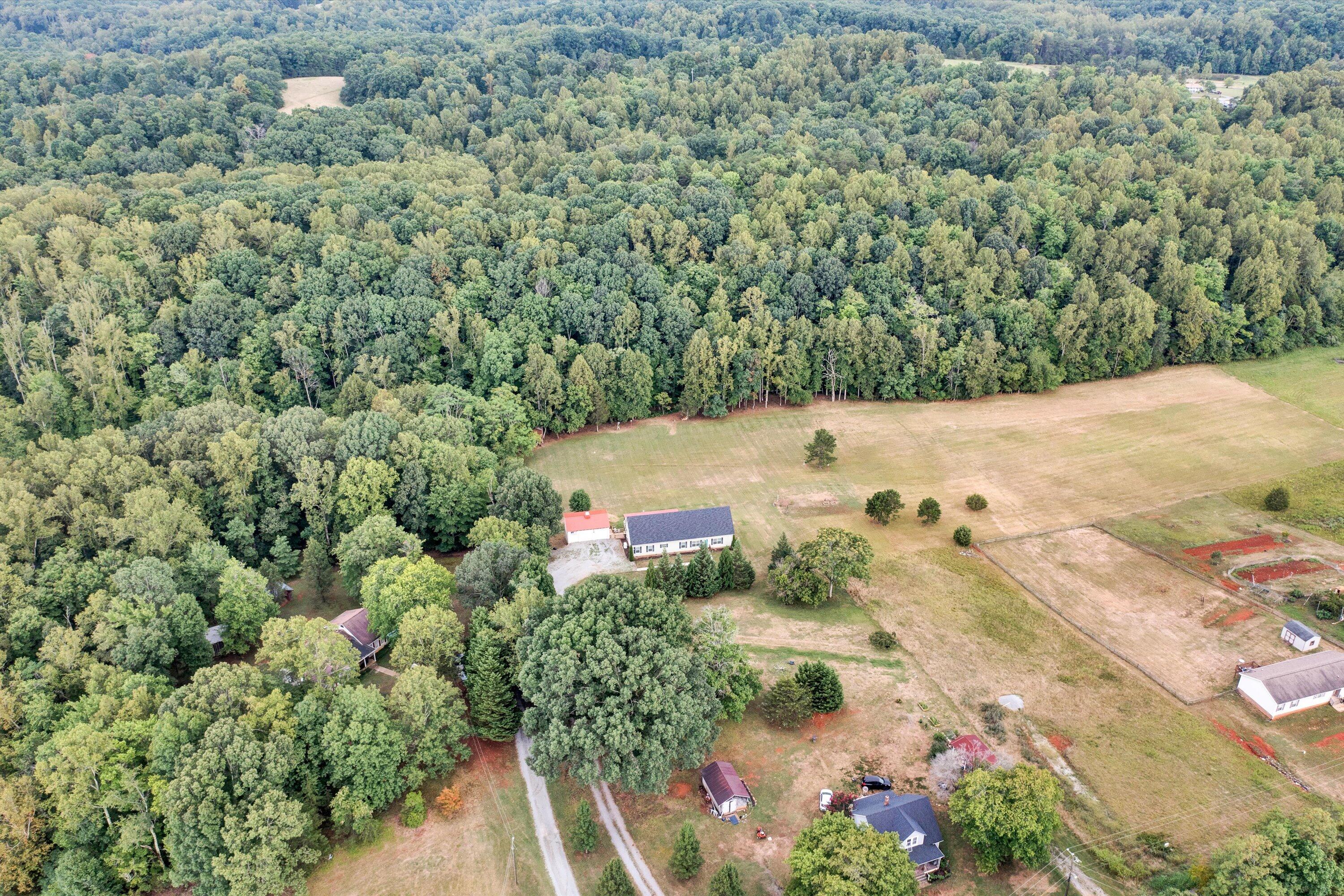 818 Wysong Mill RD