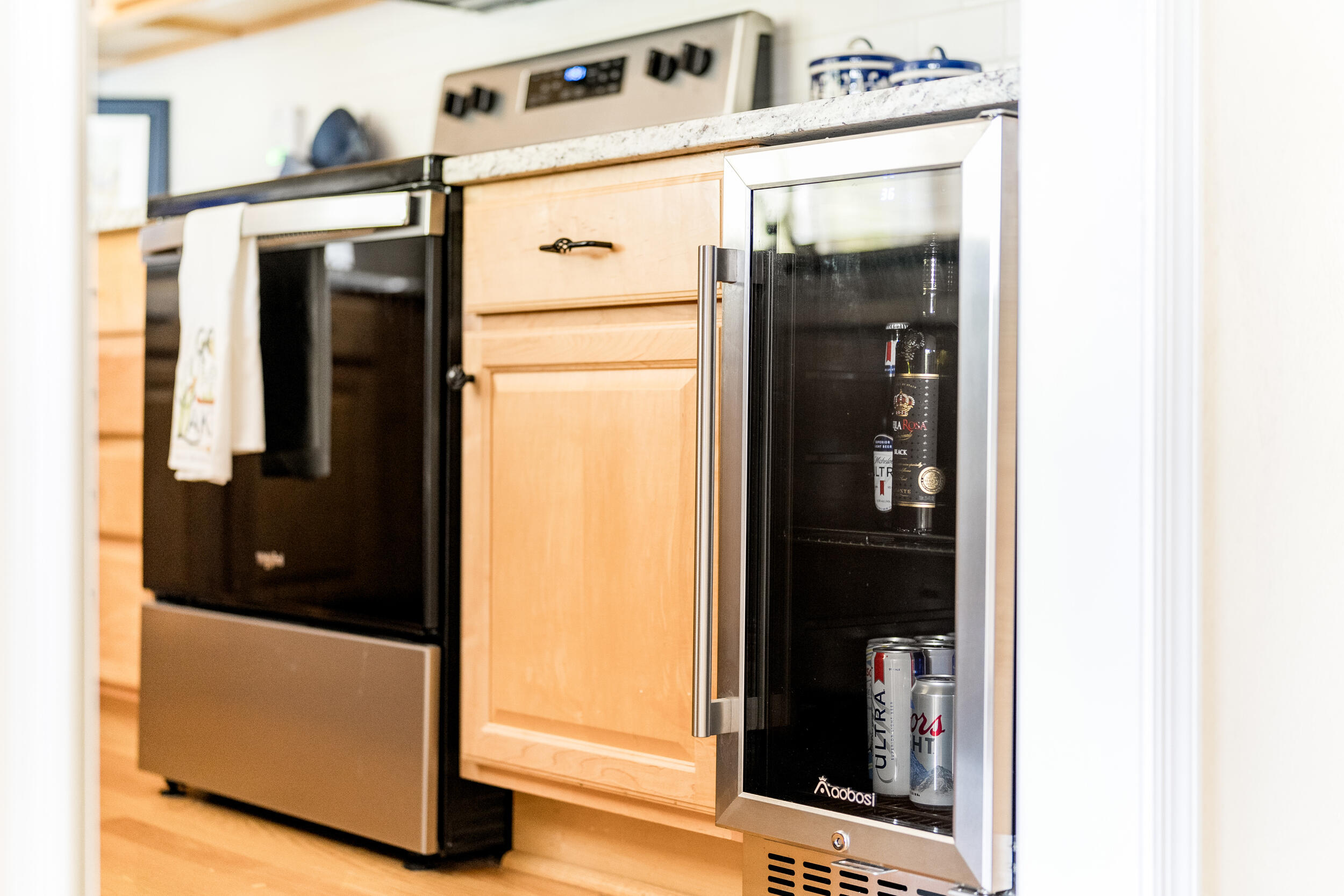 300 S Pointe Shore DR Unit: 412