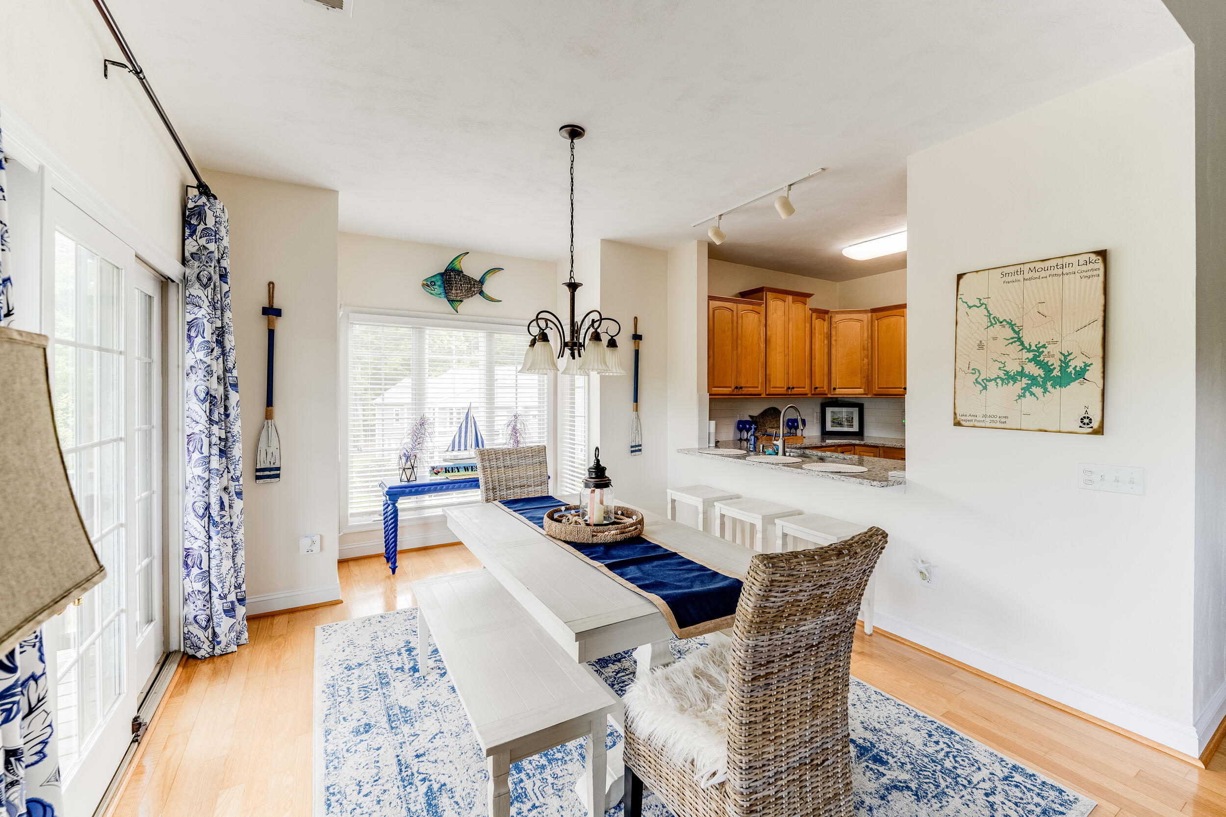 300 S Pointe Shore DR Unit: 412
