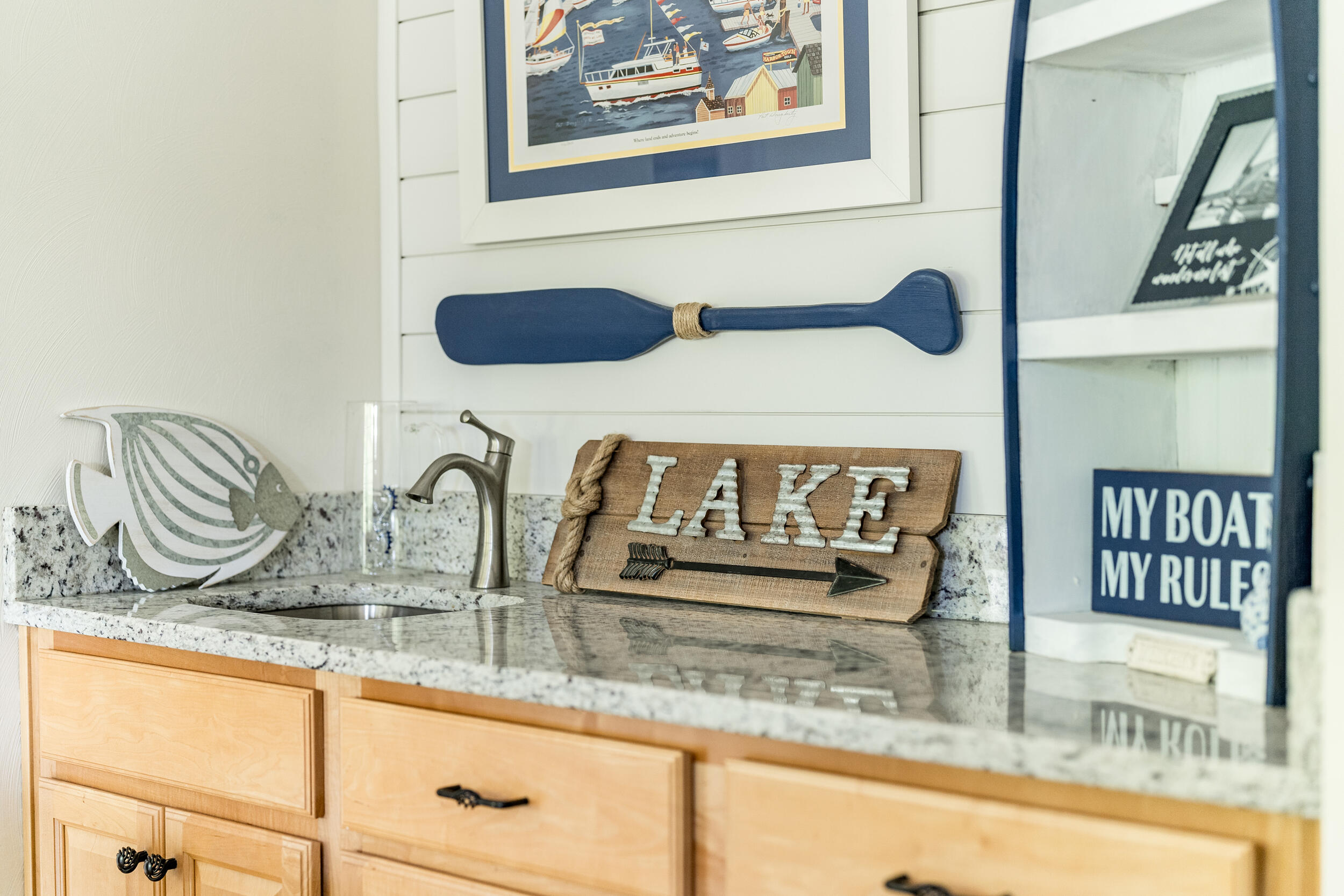 300 S Pointe Shore DR Unit: 412