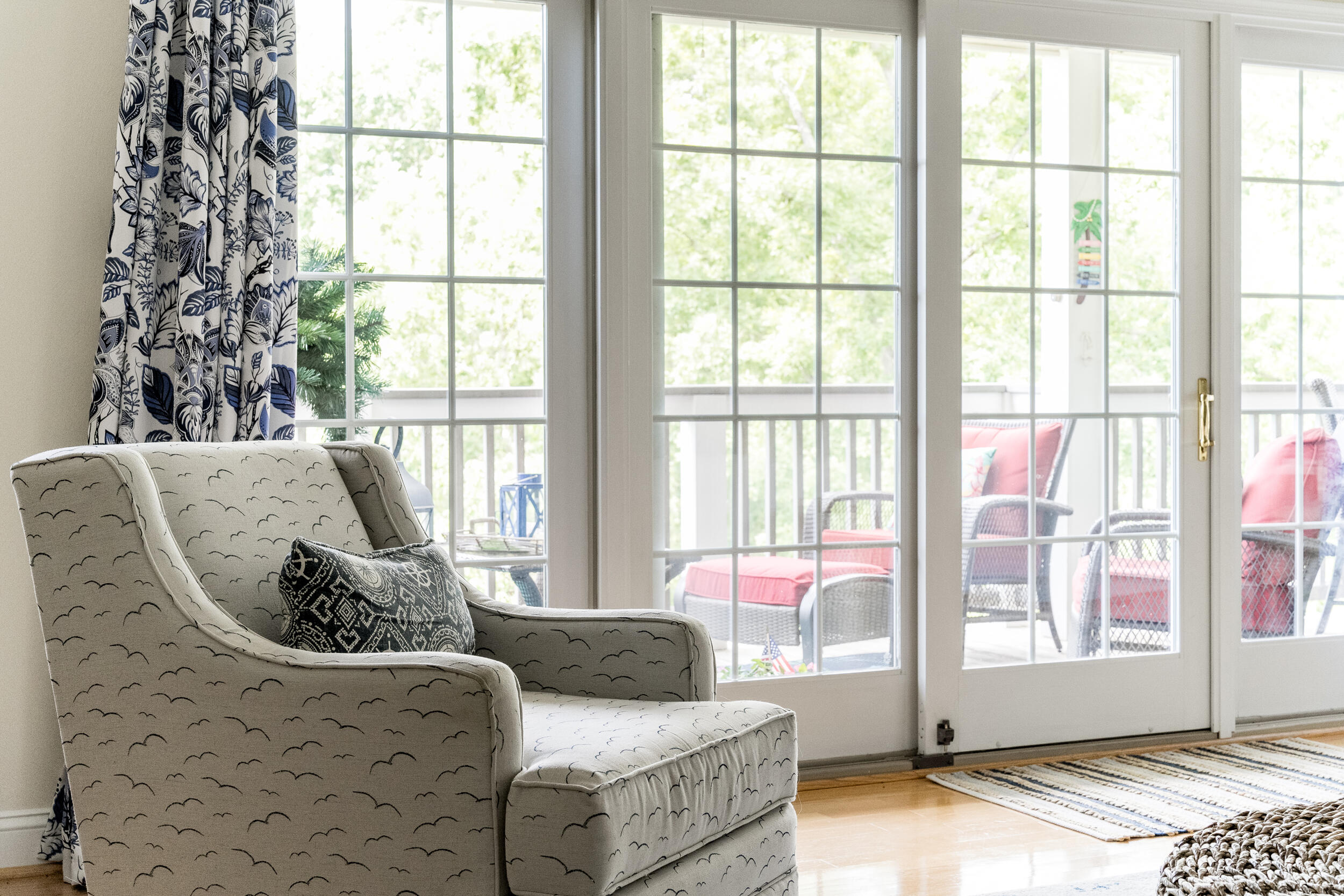 300 S Pointe Shore DR Unit: 412
