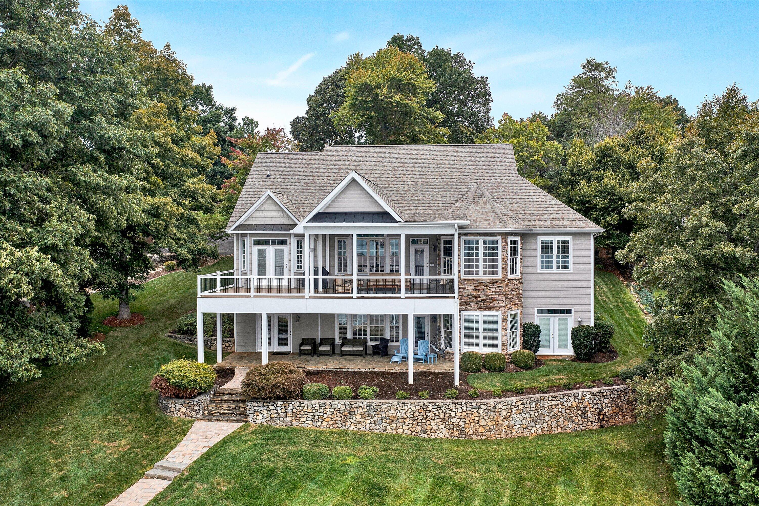 25 Westridge LN