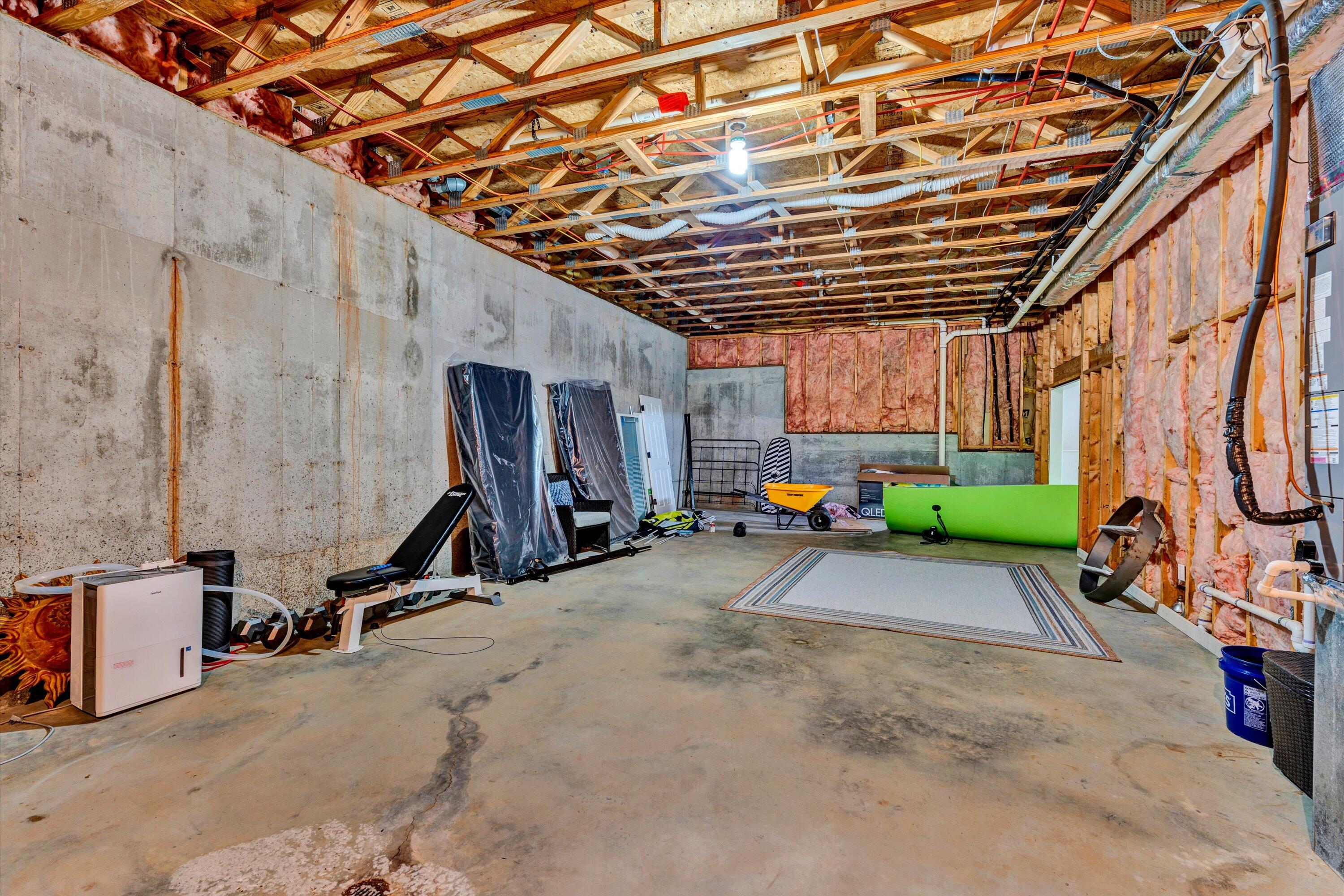 25 Westridge LN