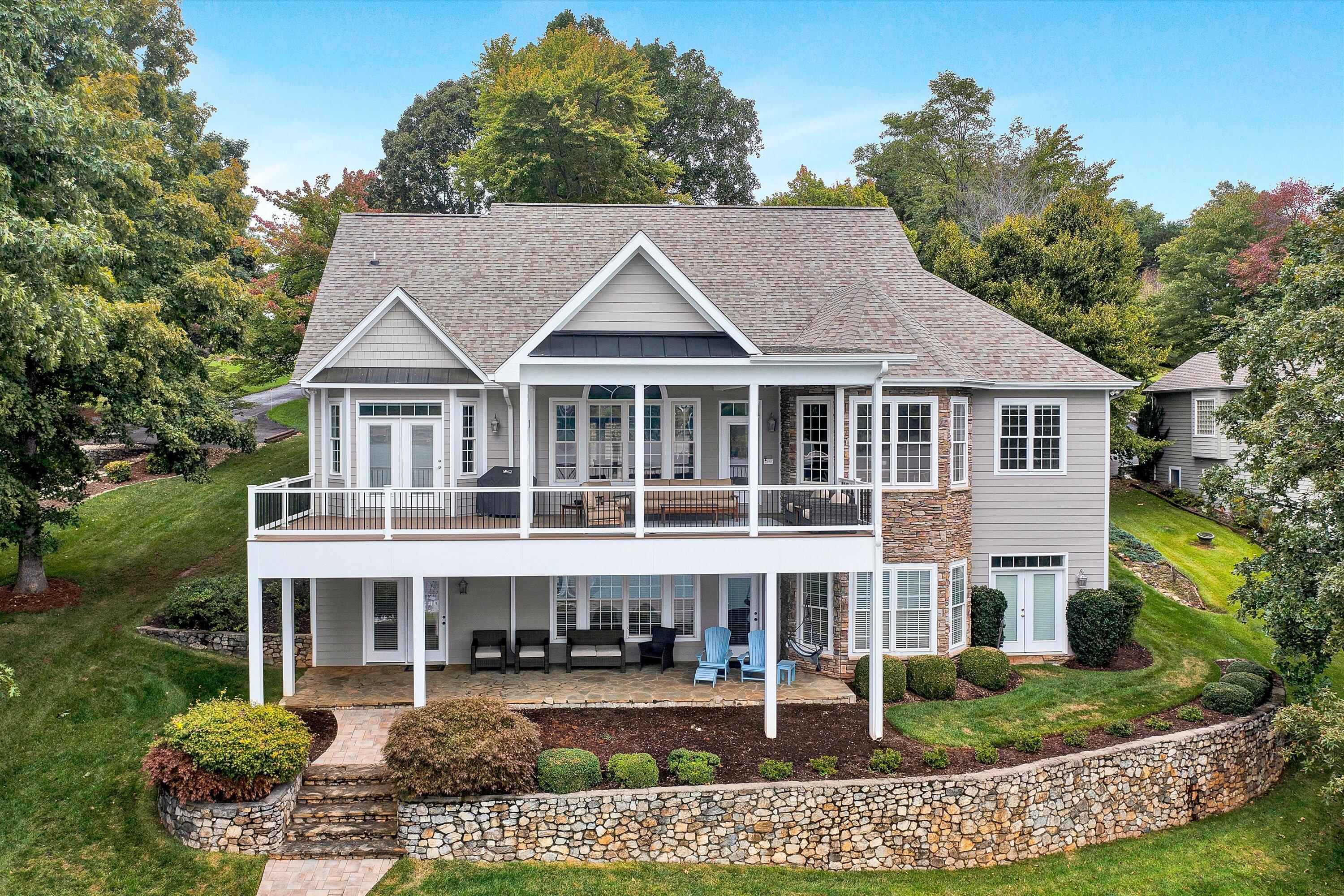 25 Westridge LN